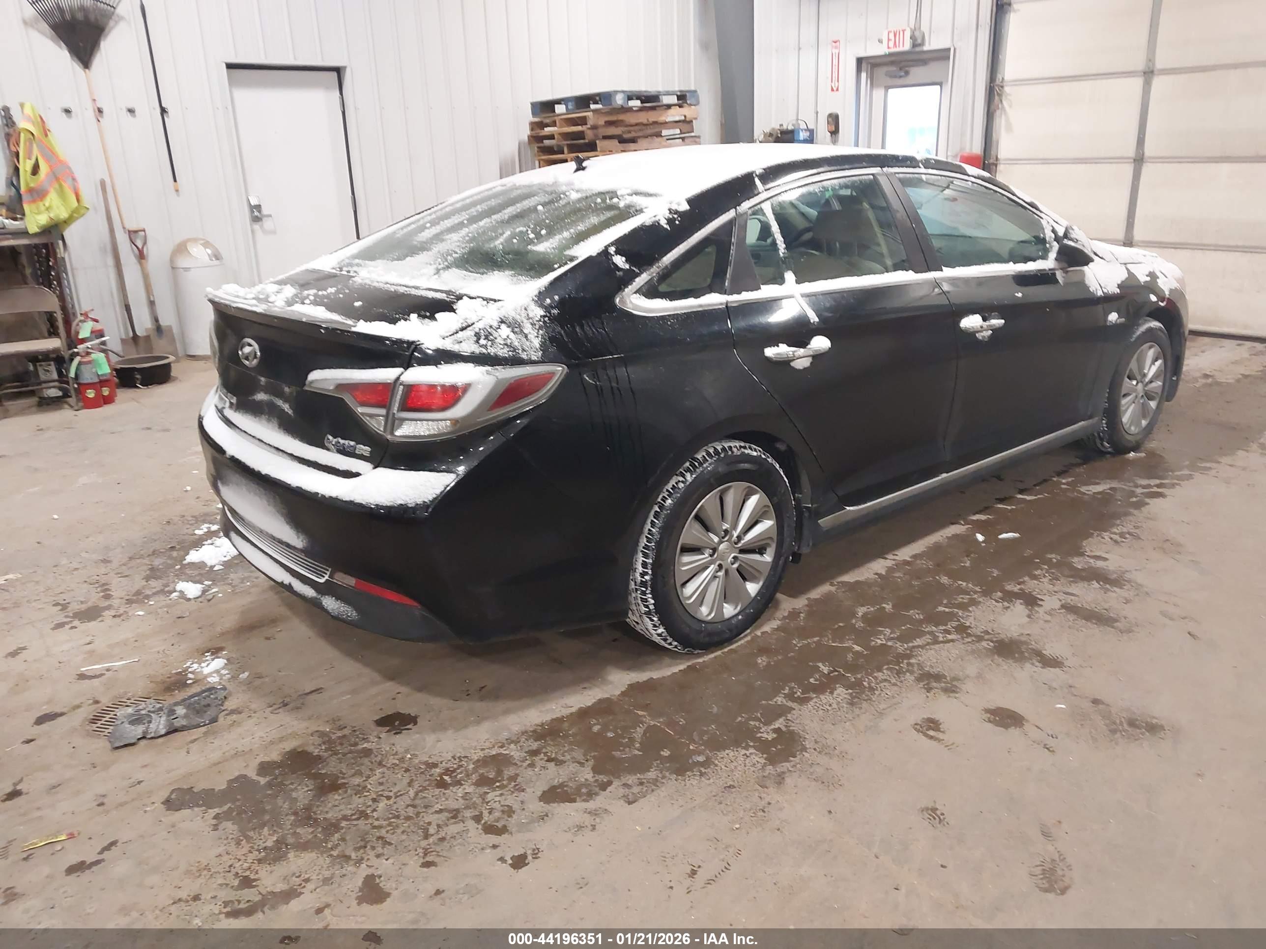 HYUNDAI SONATA image 4