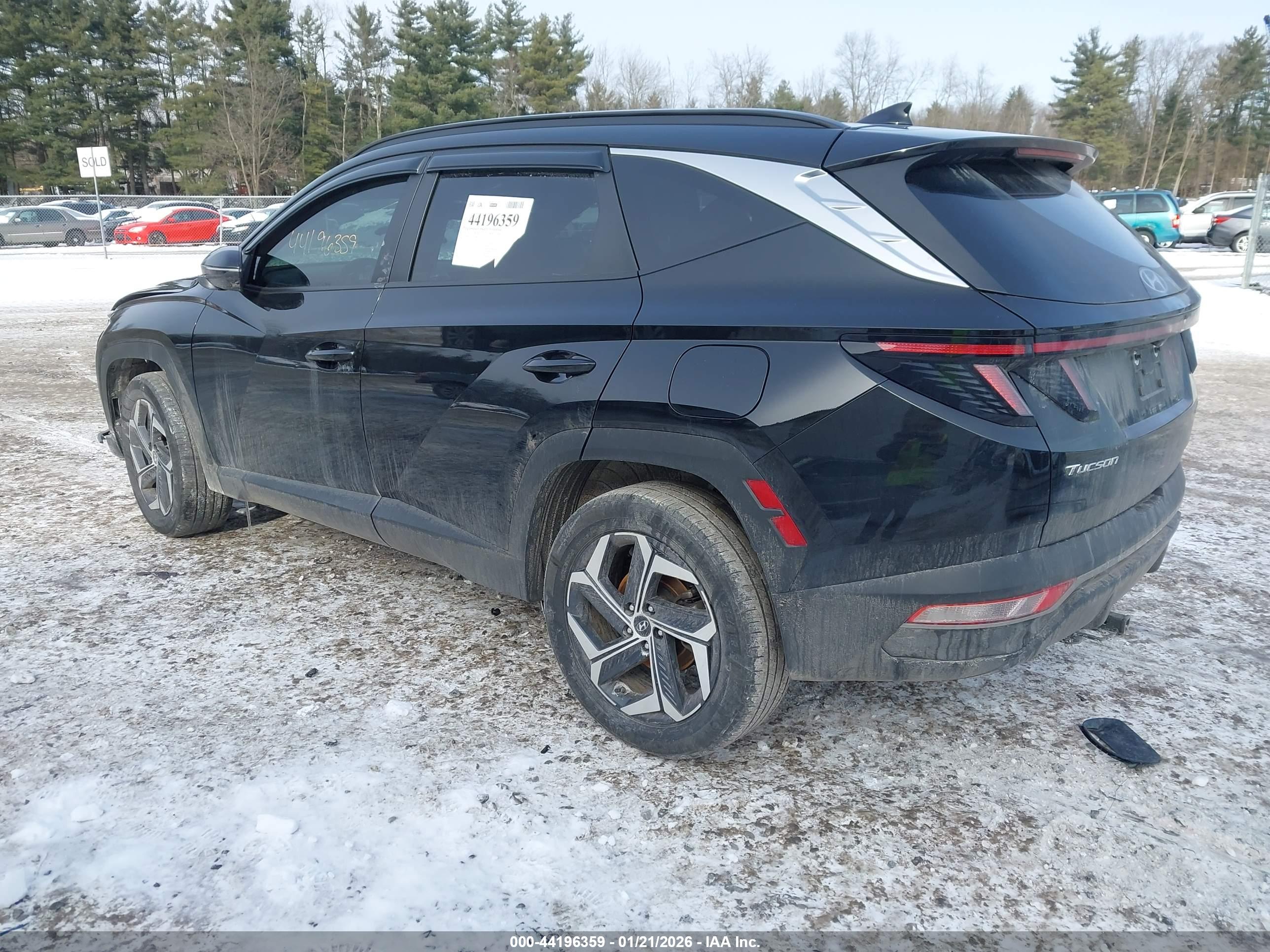 HYUNDAI TUCSON image 3