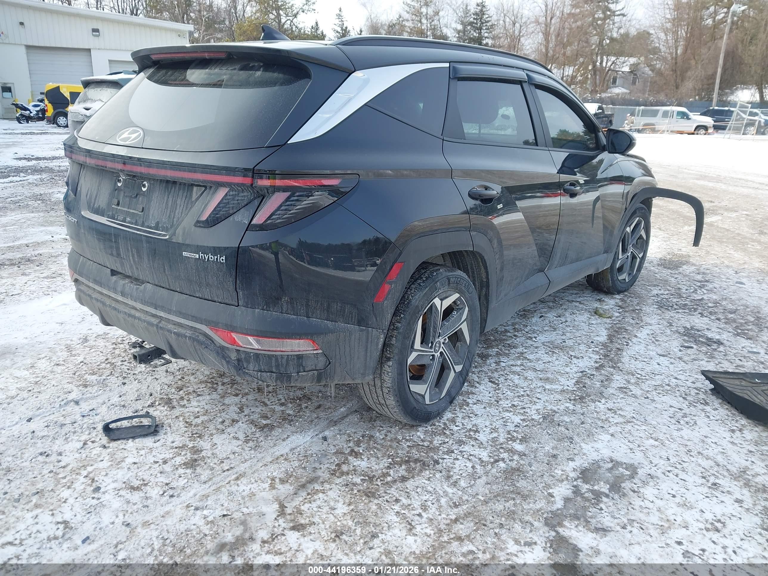 HYUNDAI TUCSON image 4