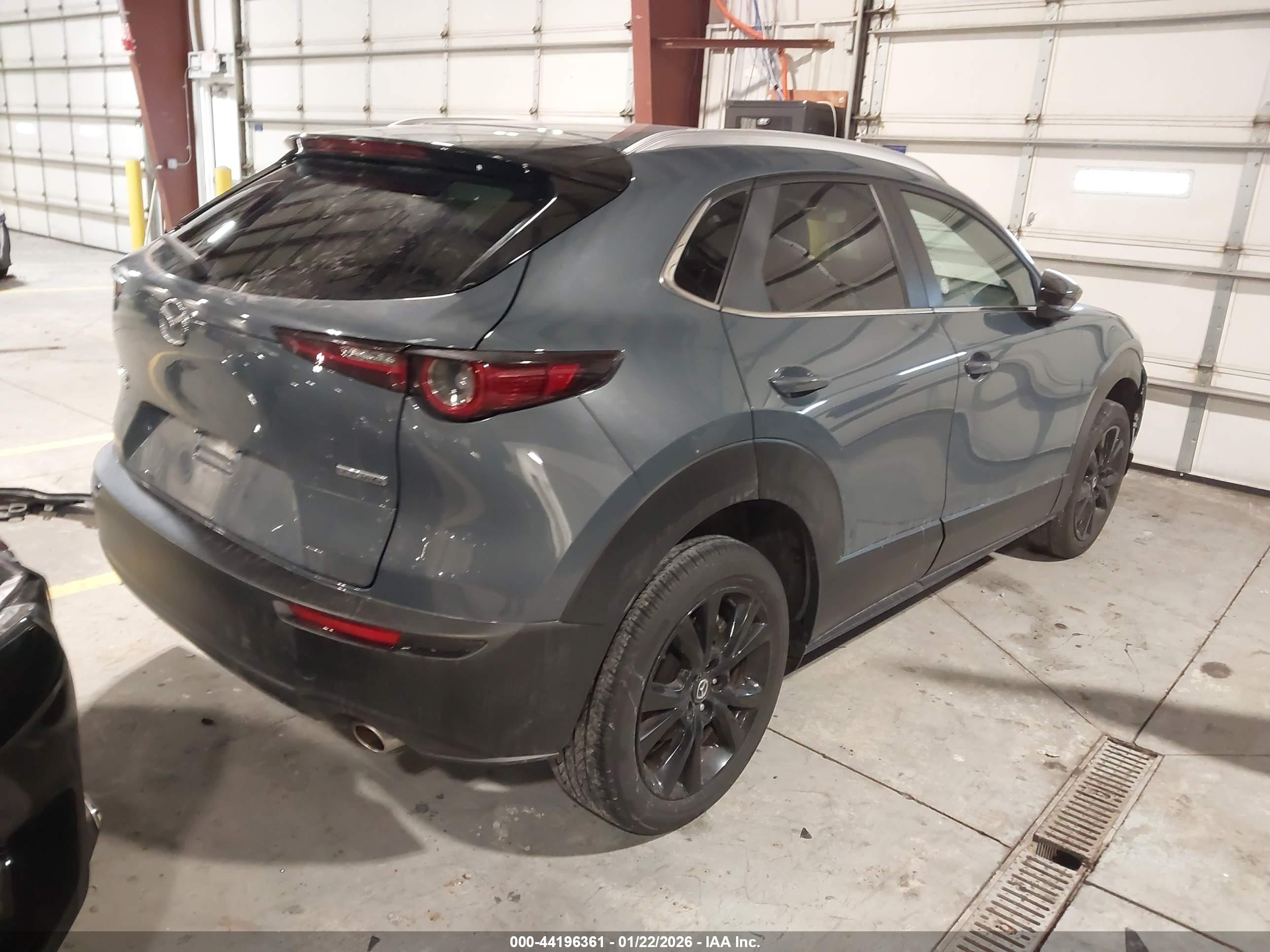 MAZDA CX-30 image 4