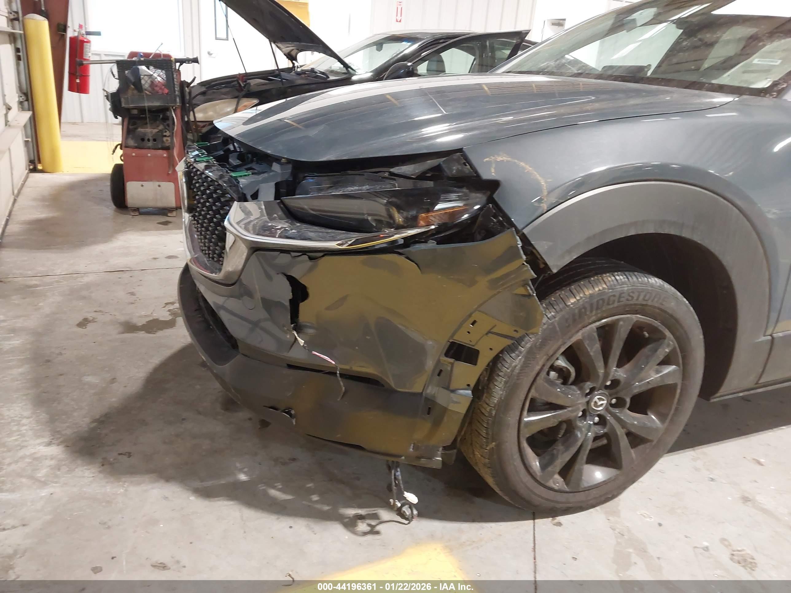 MAZDA CX-30 image 6