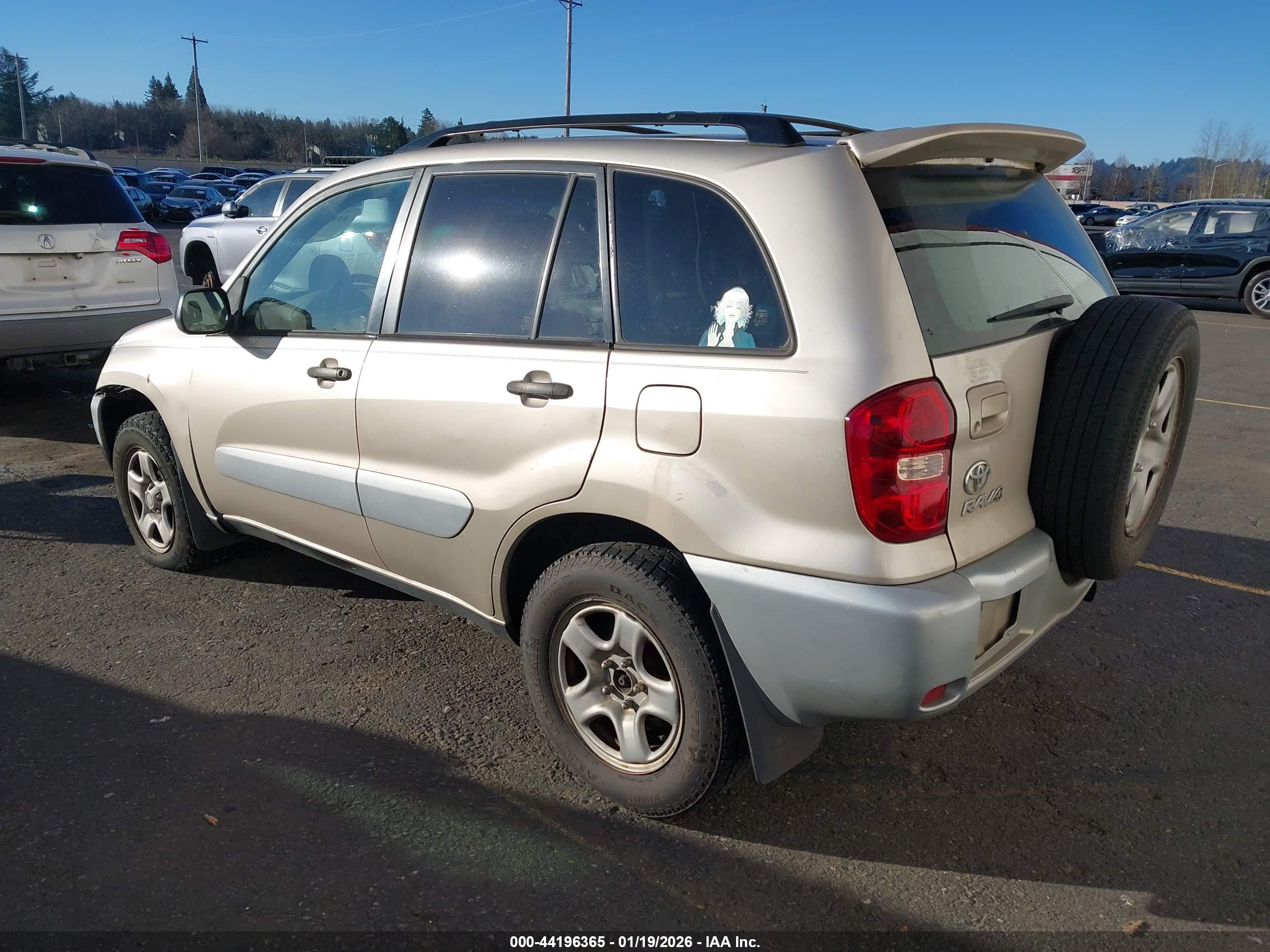 TOYOTA RAV4 image 3