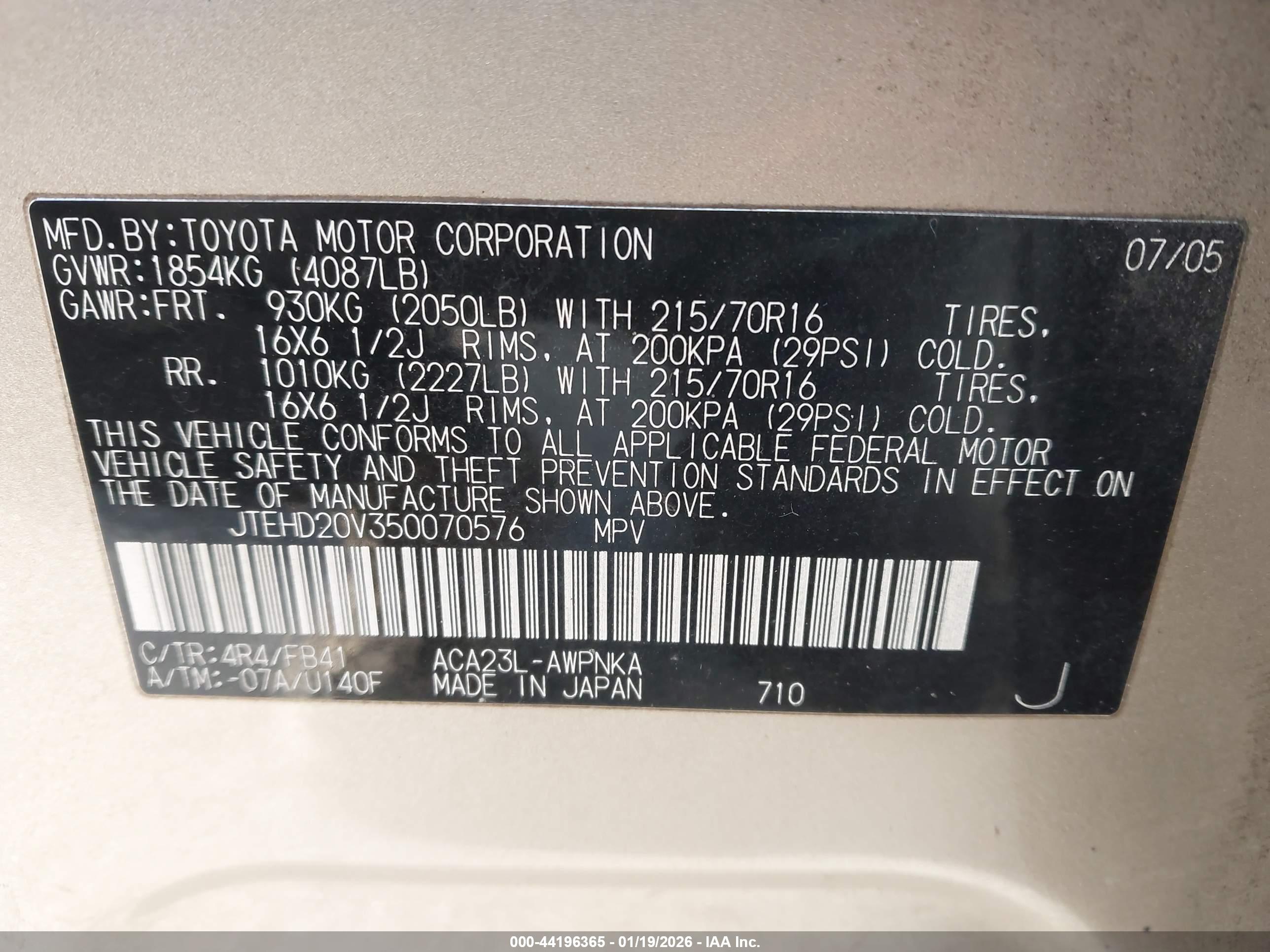 TOYOTA RAV4 image 9