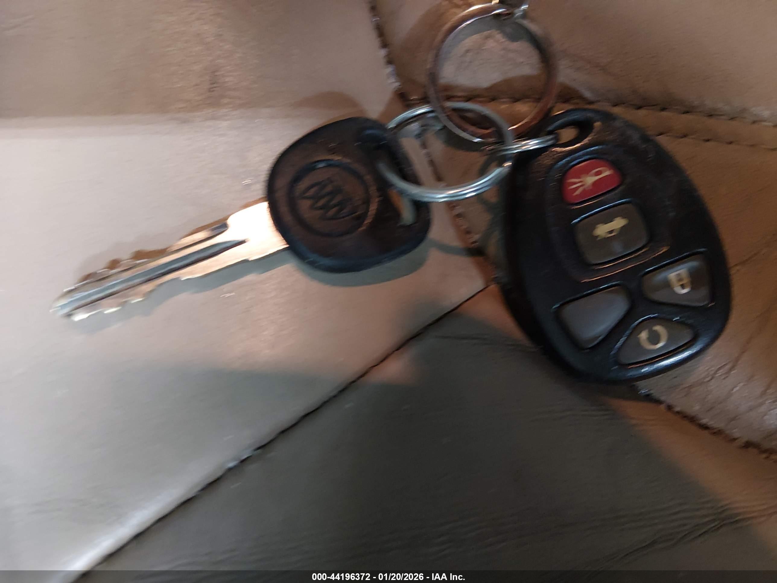 BUICK LUCERNE image 11