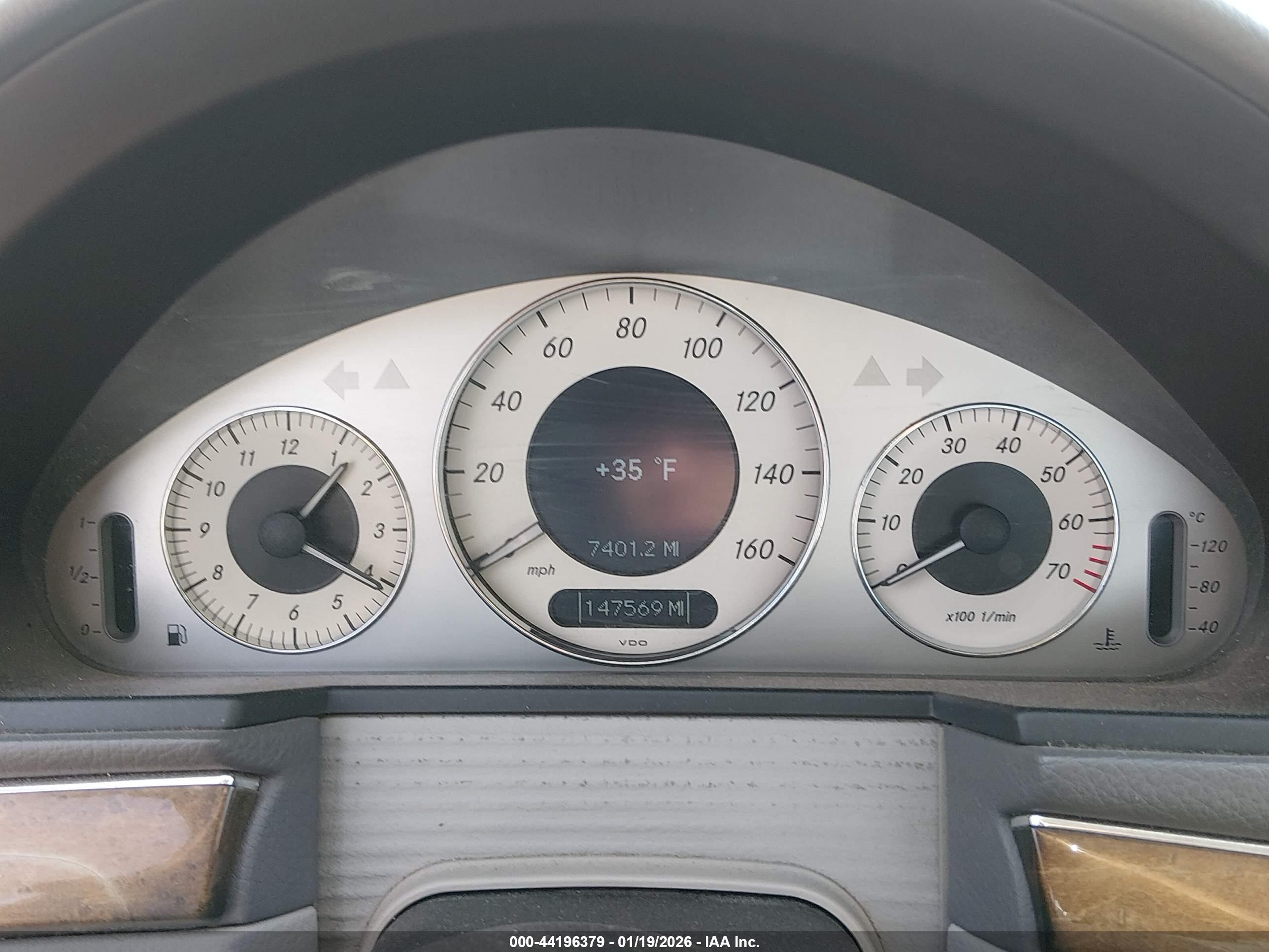 MERCEDES-BENZ E image 7