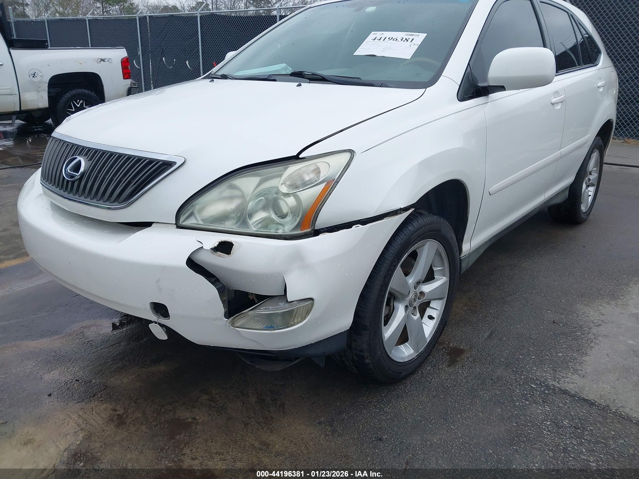 LEXUS RX image 6
