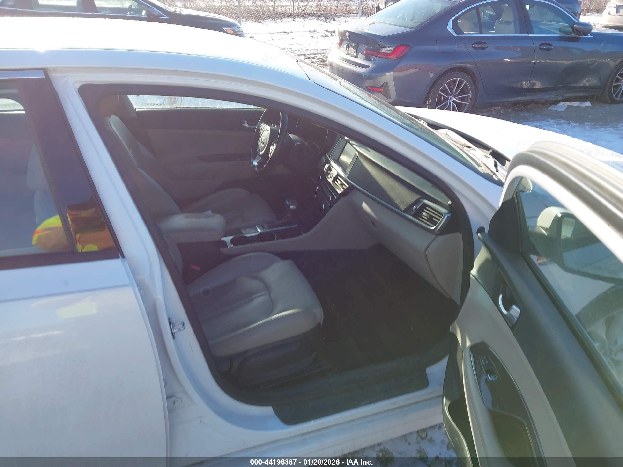 KIA OPTIMA image 5