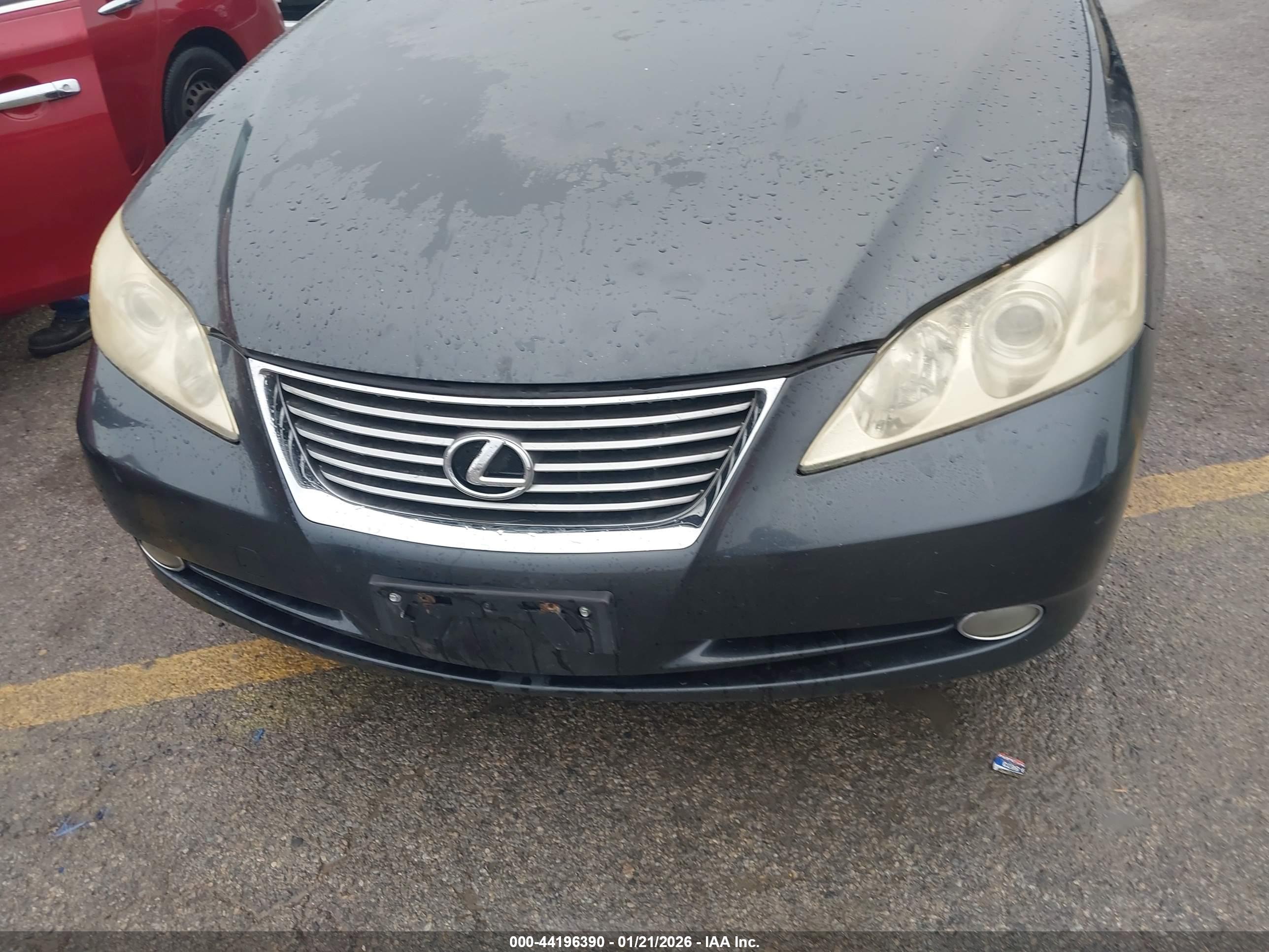 LEXUS ES image 6