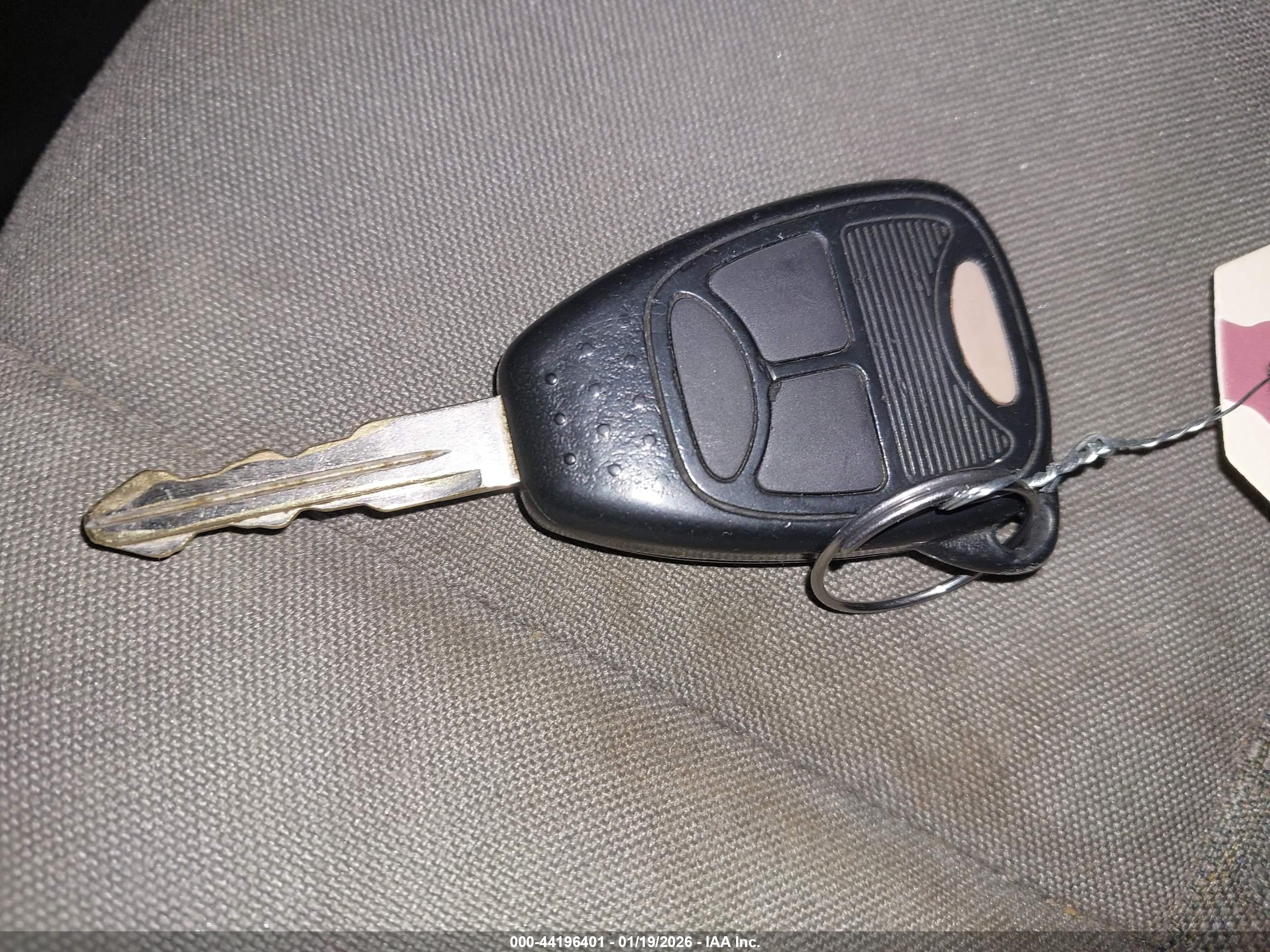 JEEP LIBERTY image 11