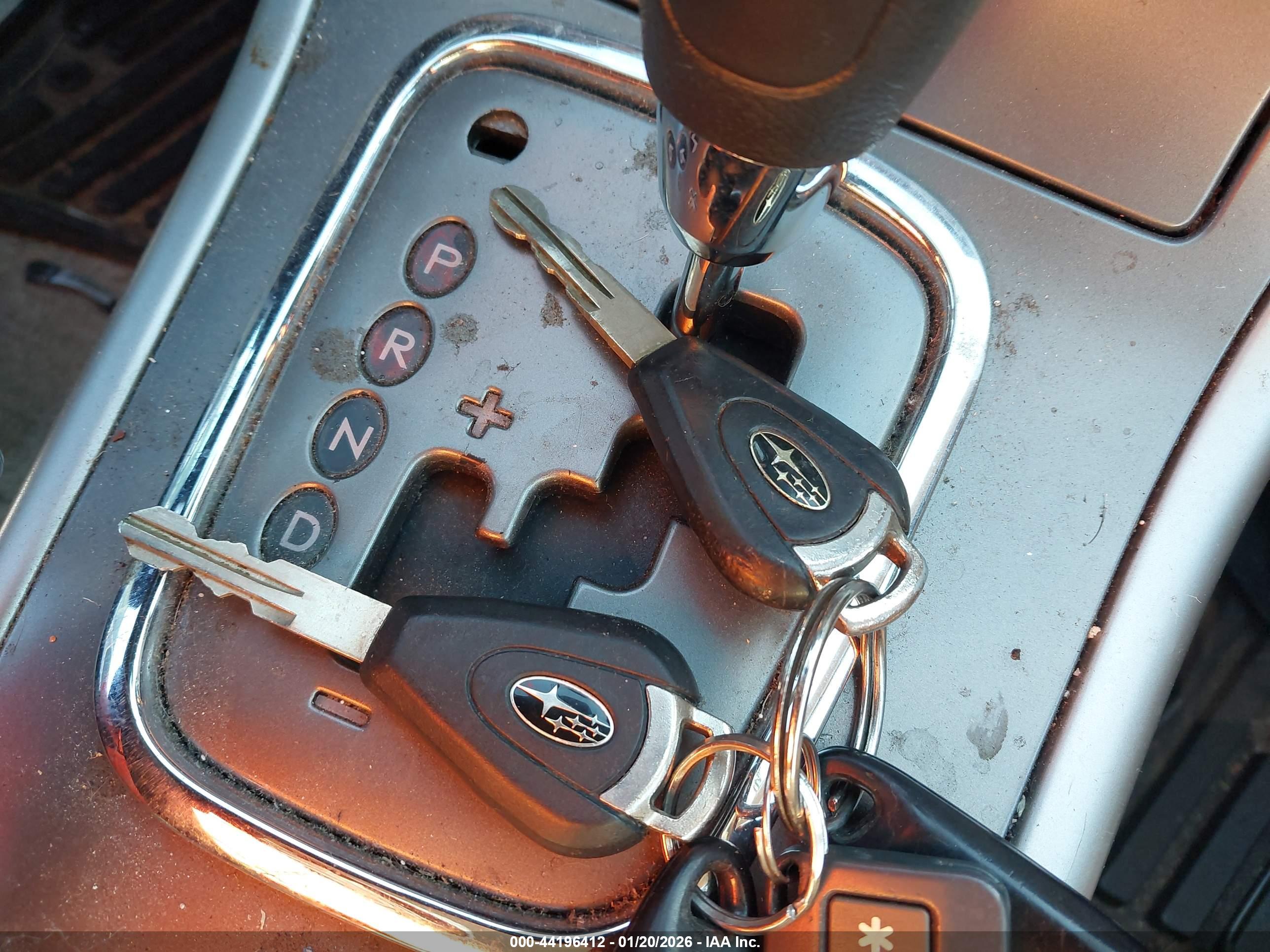 SUBARU OUTBACK image 11