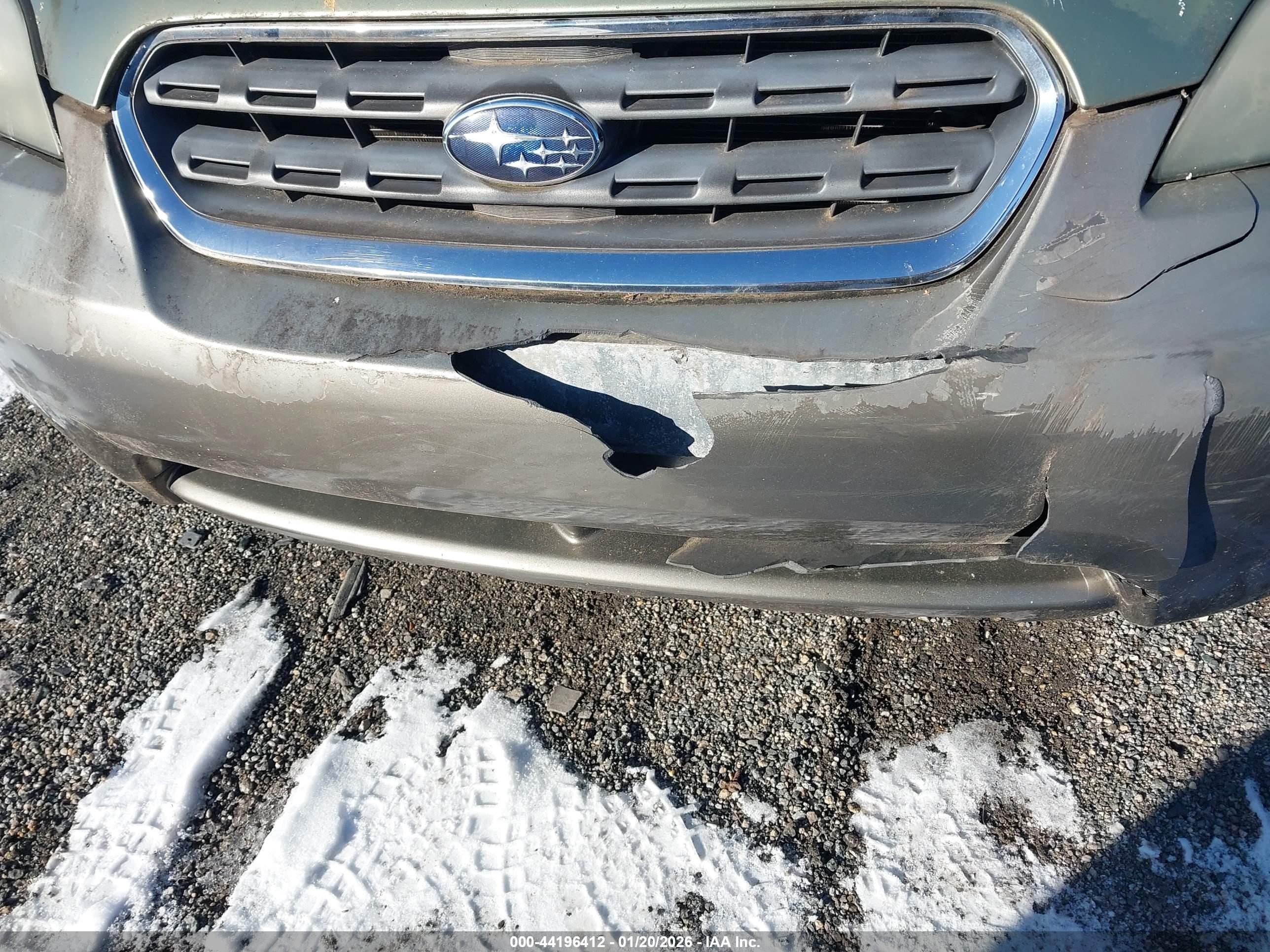 SUBARU OUTBACK image 6