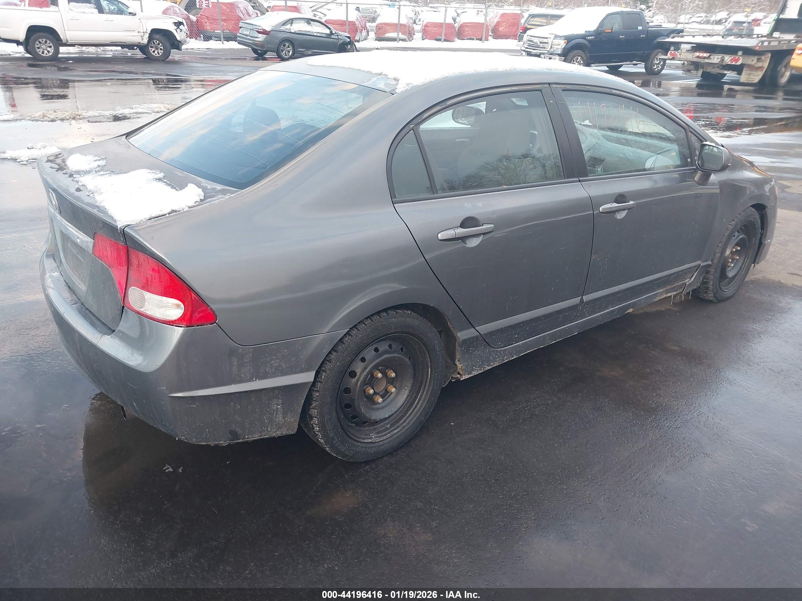 HONDA CIVIC image 4