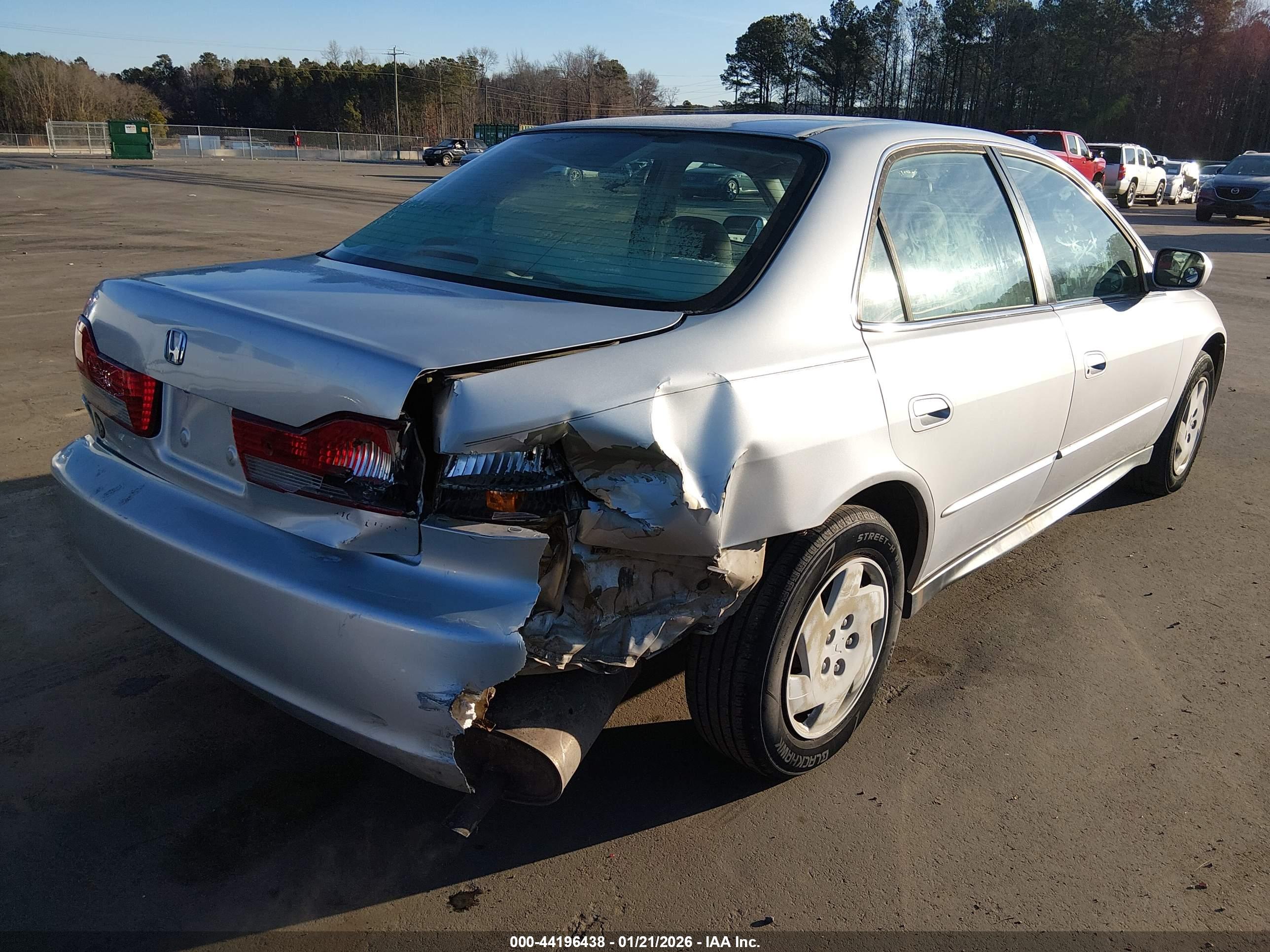 HONDA ACCORD image 6