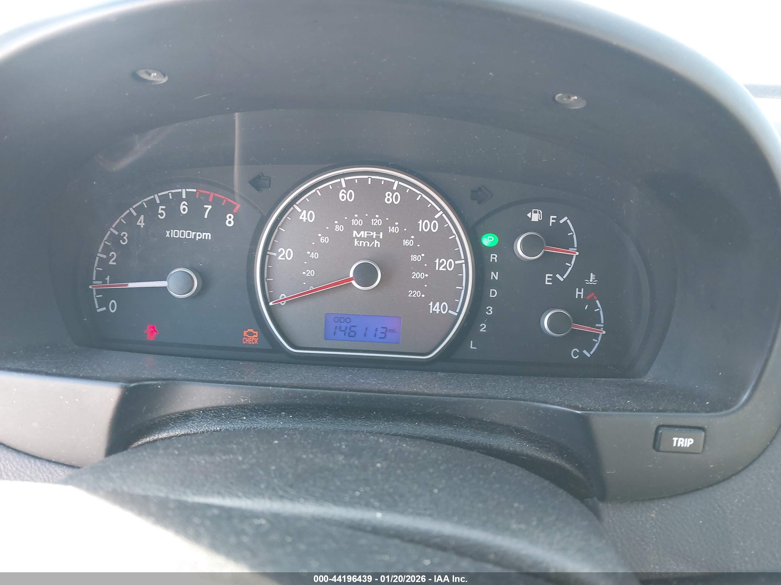 HYUNDAI ELANTRA image 7