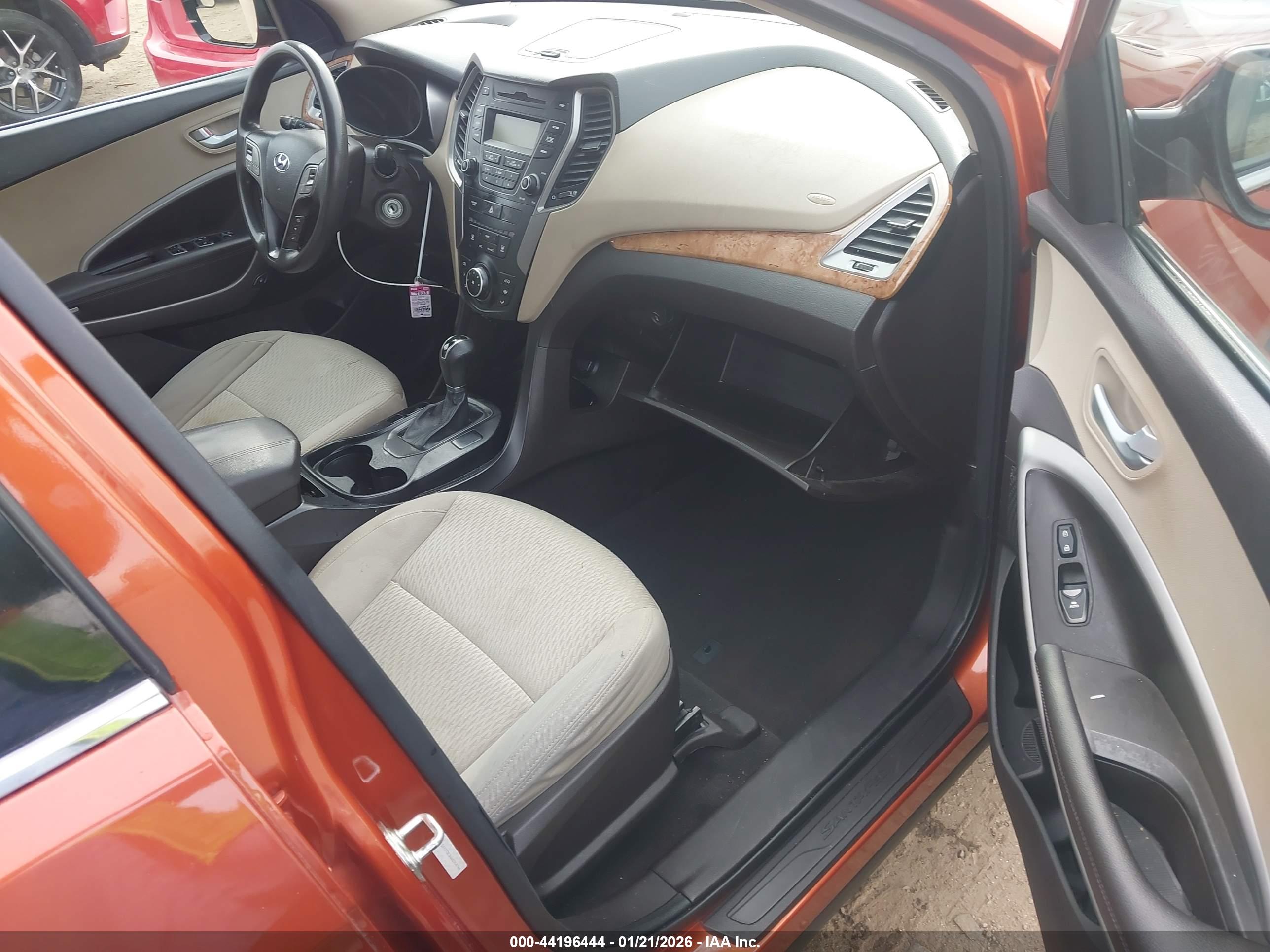 HYUNDAI SANTA image 5