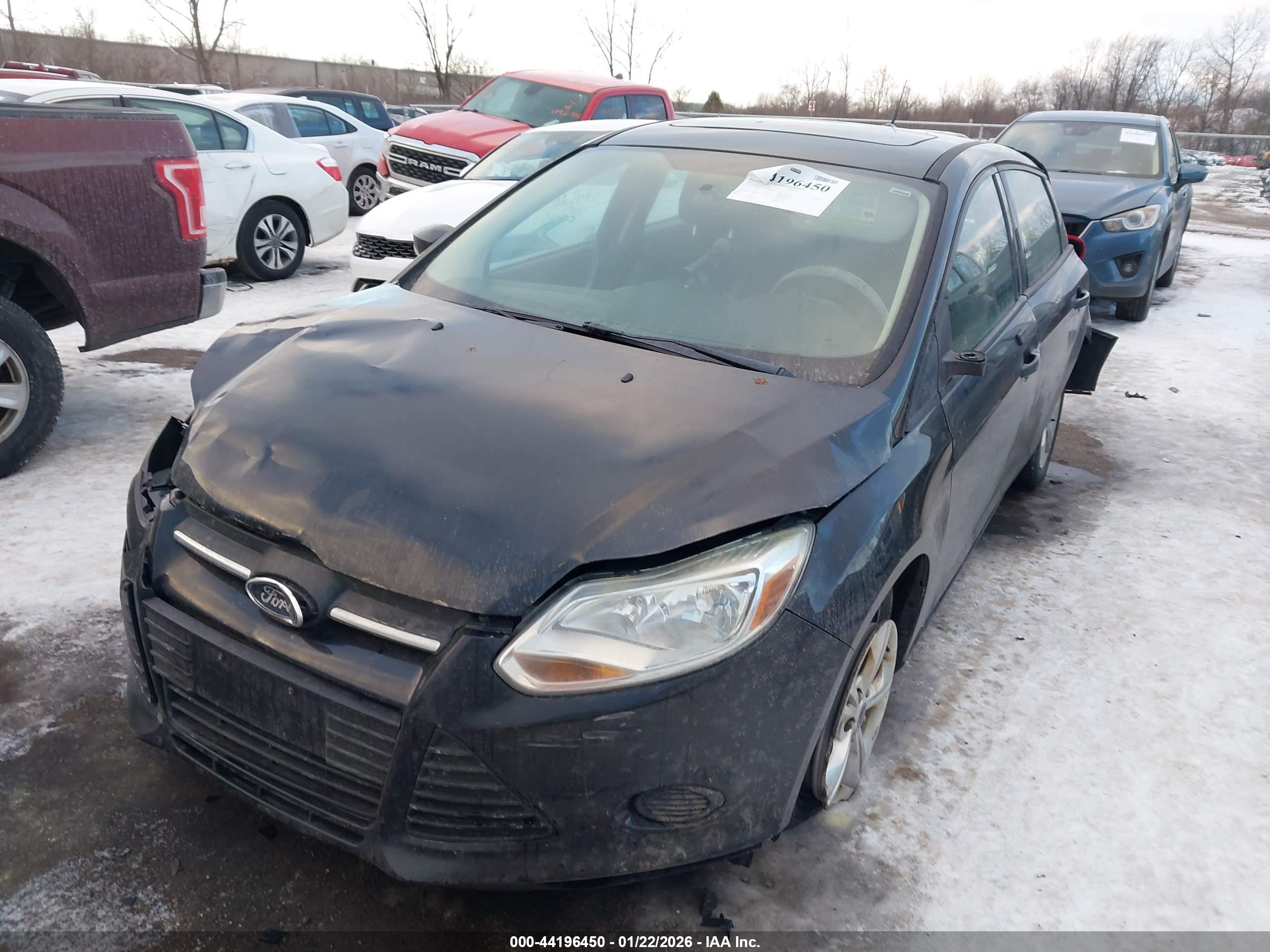 FORD FOCUS image 2