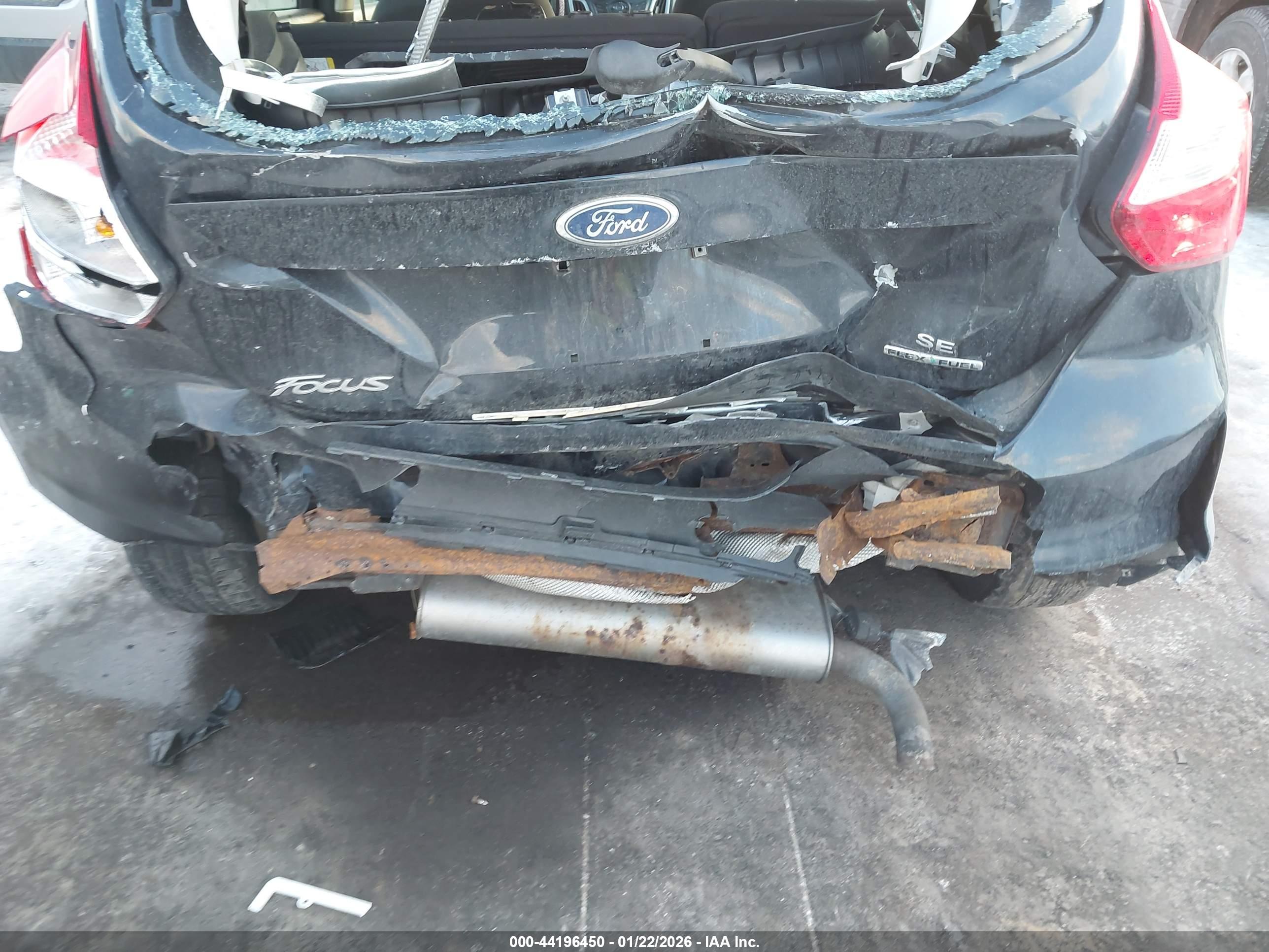 FORD FOCUS image 6