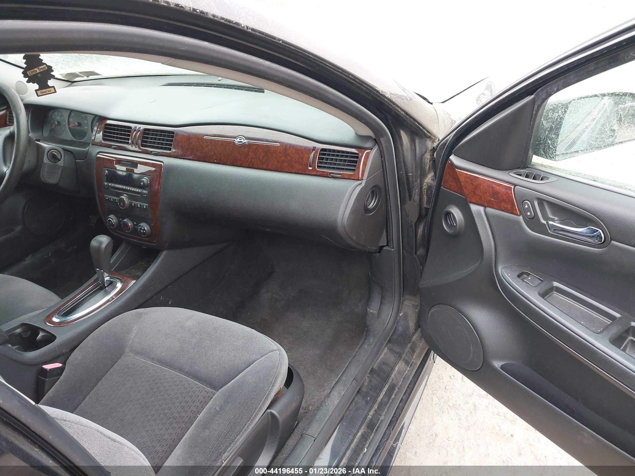 CHEVROLET IMPALA image 5