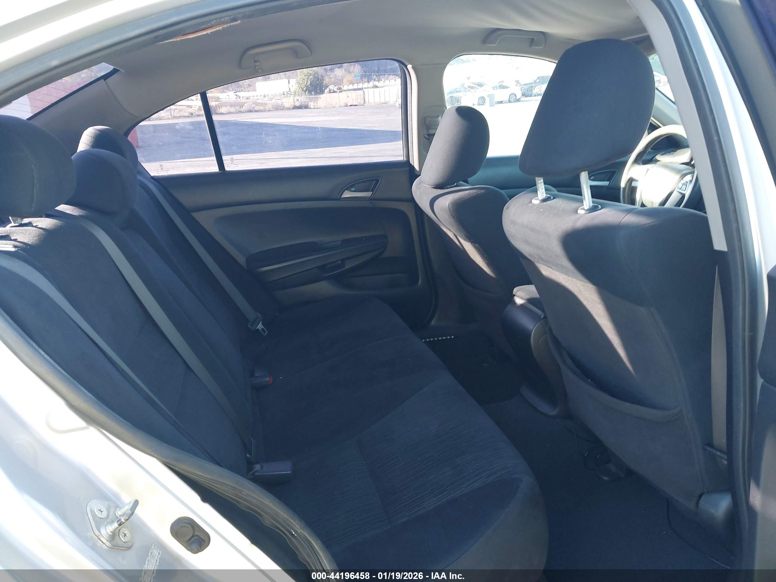HONDA ACCORD image 8