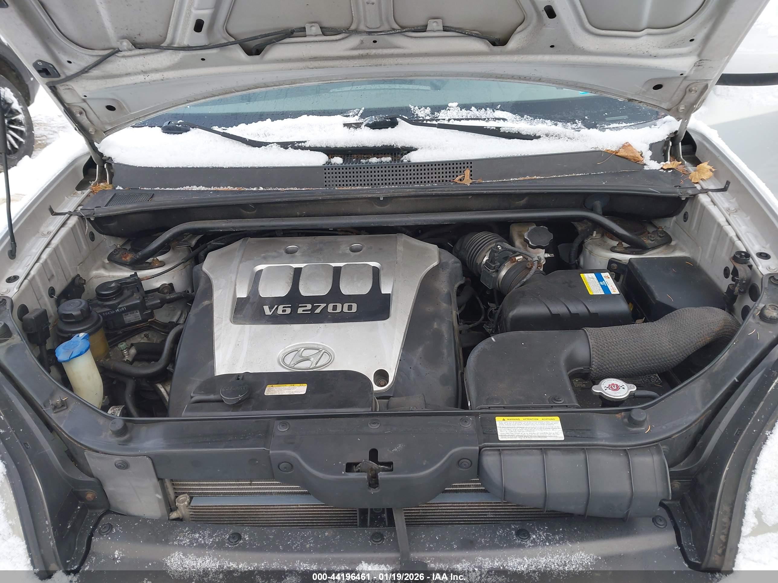HYUNDAI TUCSON image 10