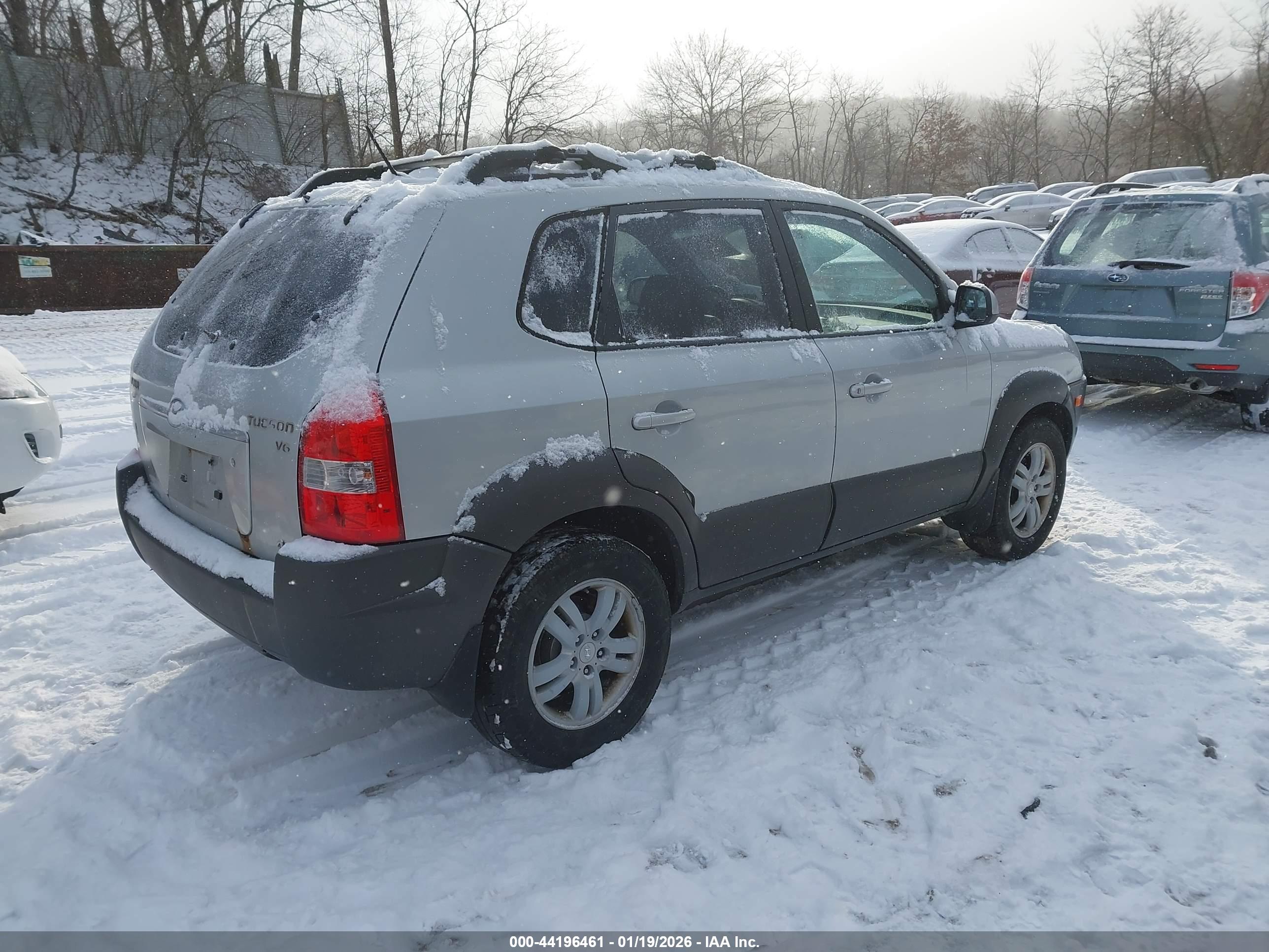 HYUNDAI TUCSON image 4