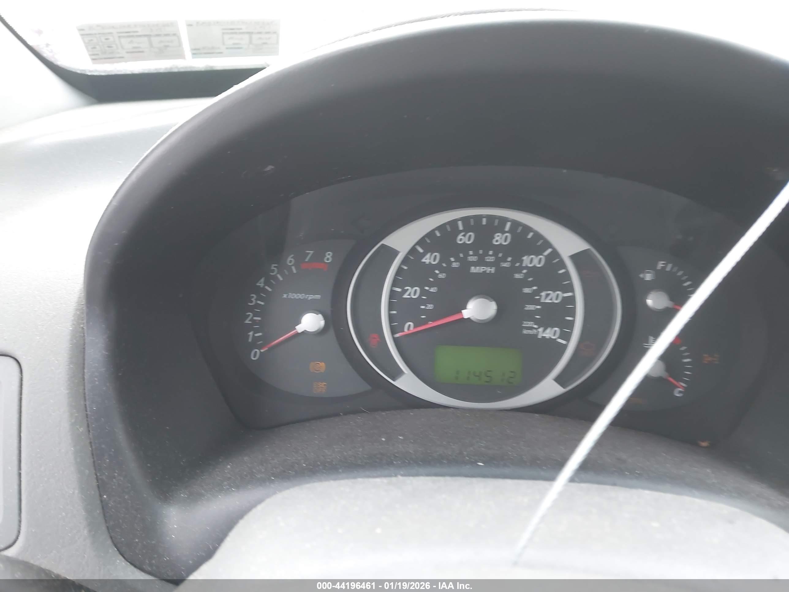 HYUNDAI TUCSON image 7