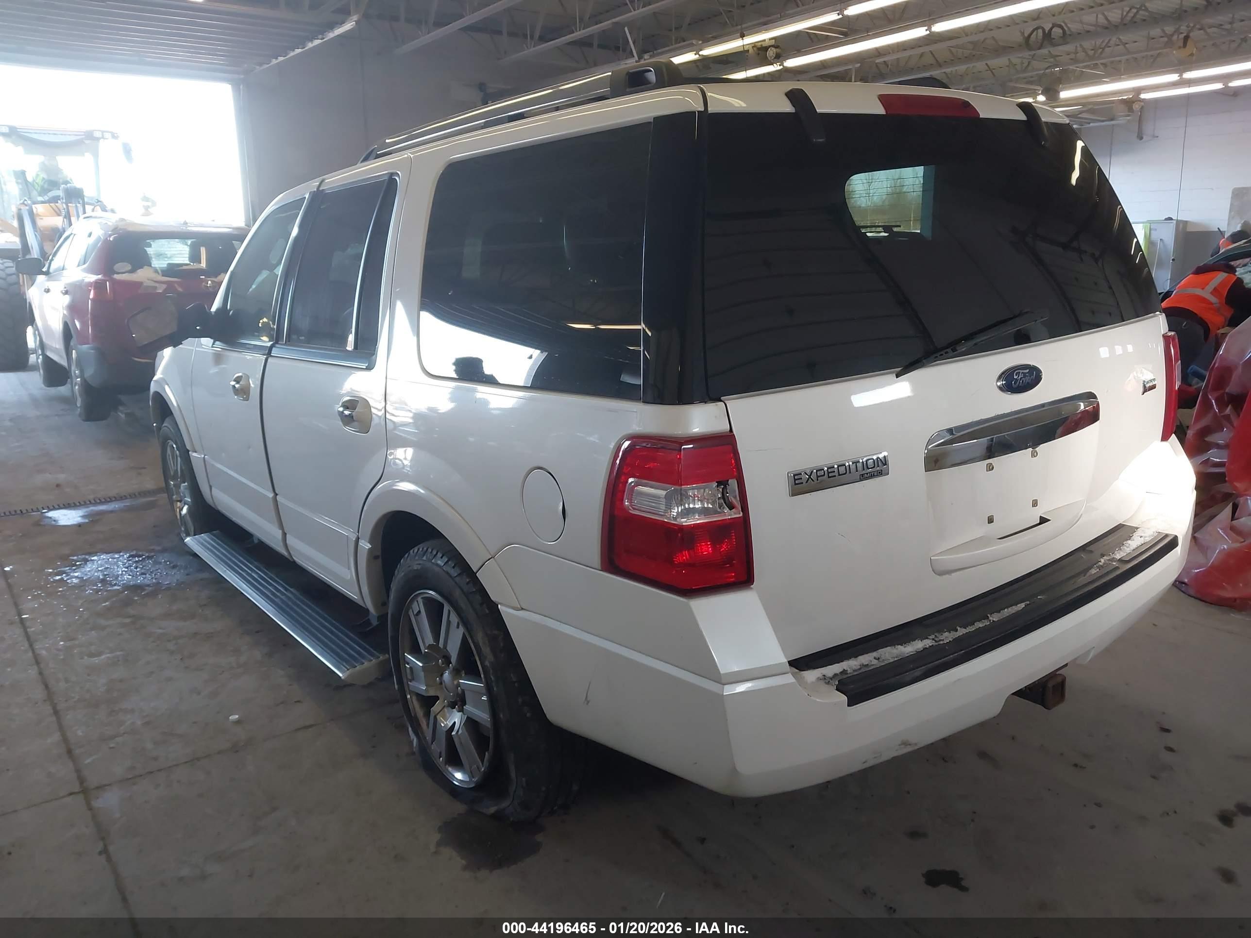 FORD EXPEDITION image 3