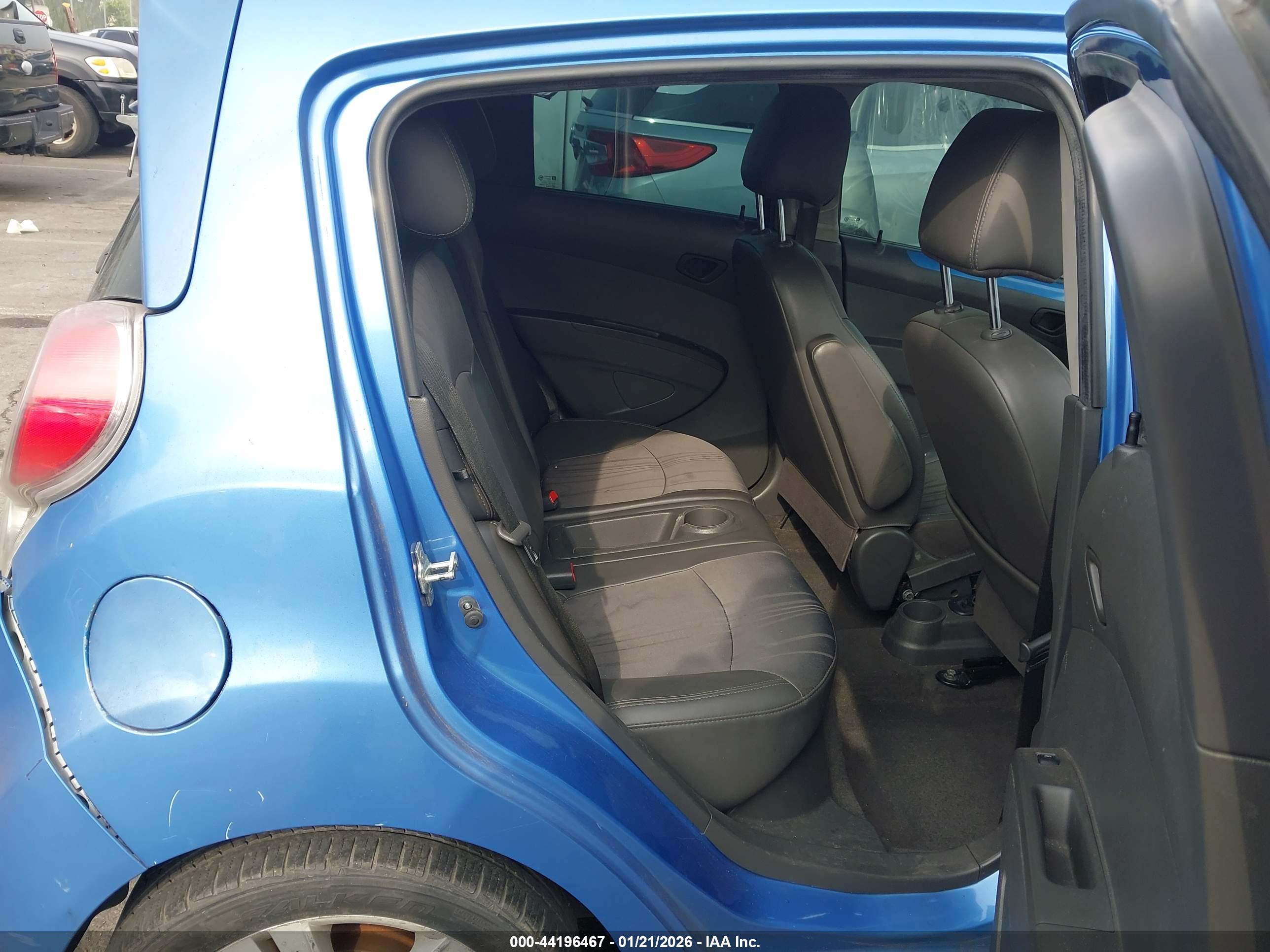 CHEVROLET SPARK image 8