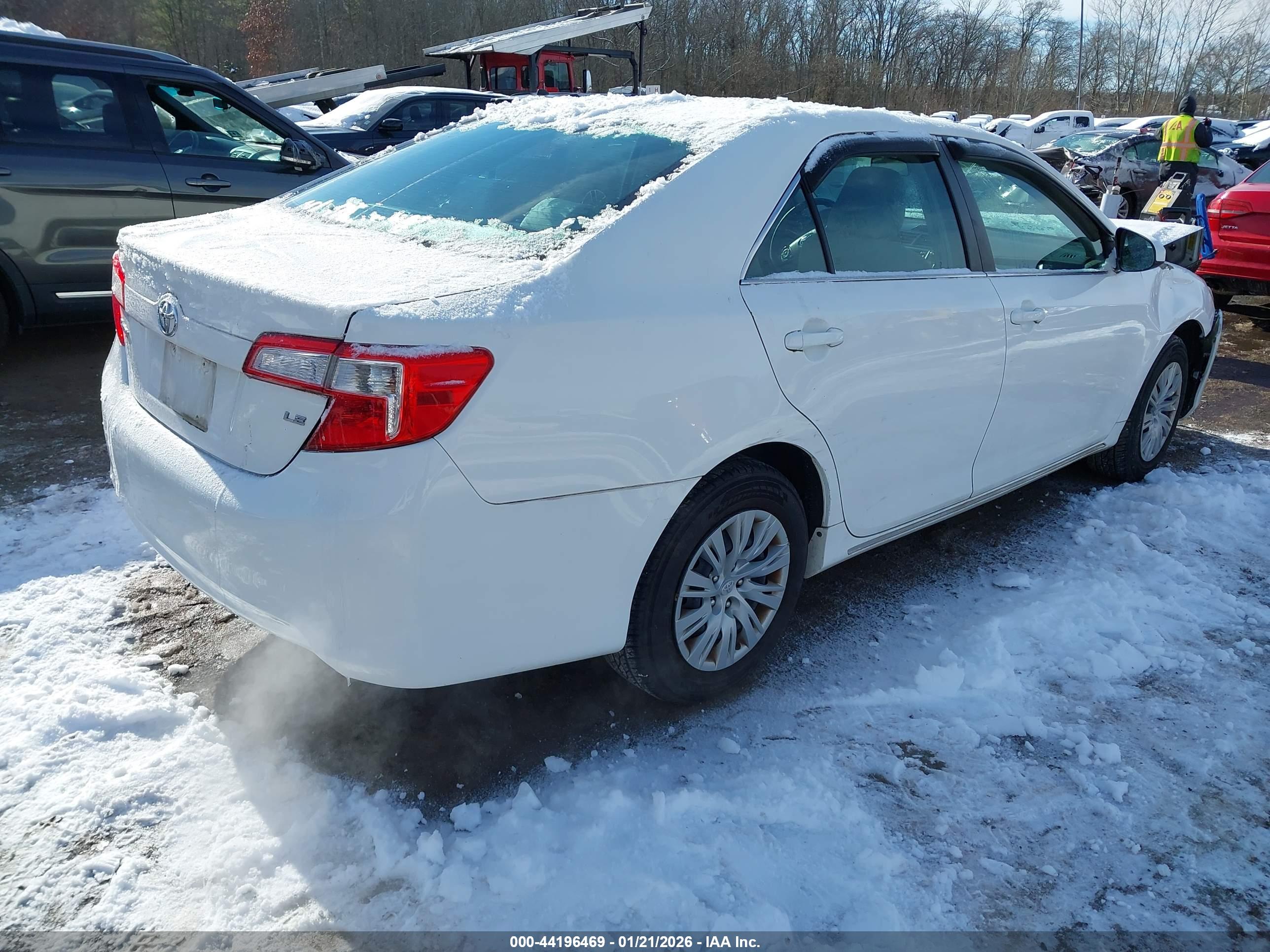 TOYOTA CAMRY image 4