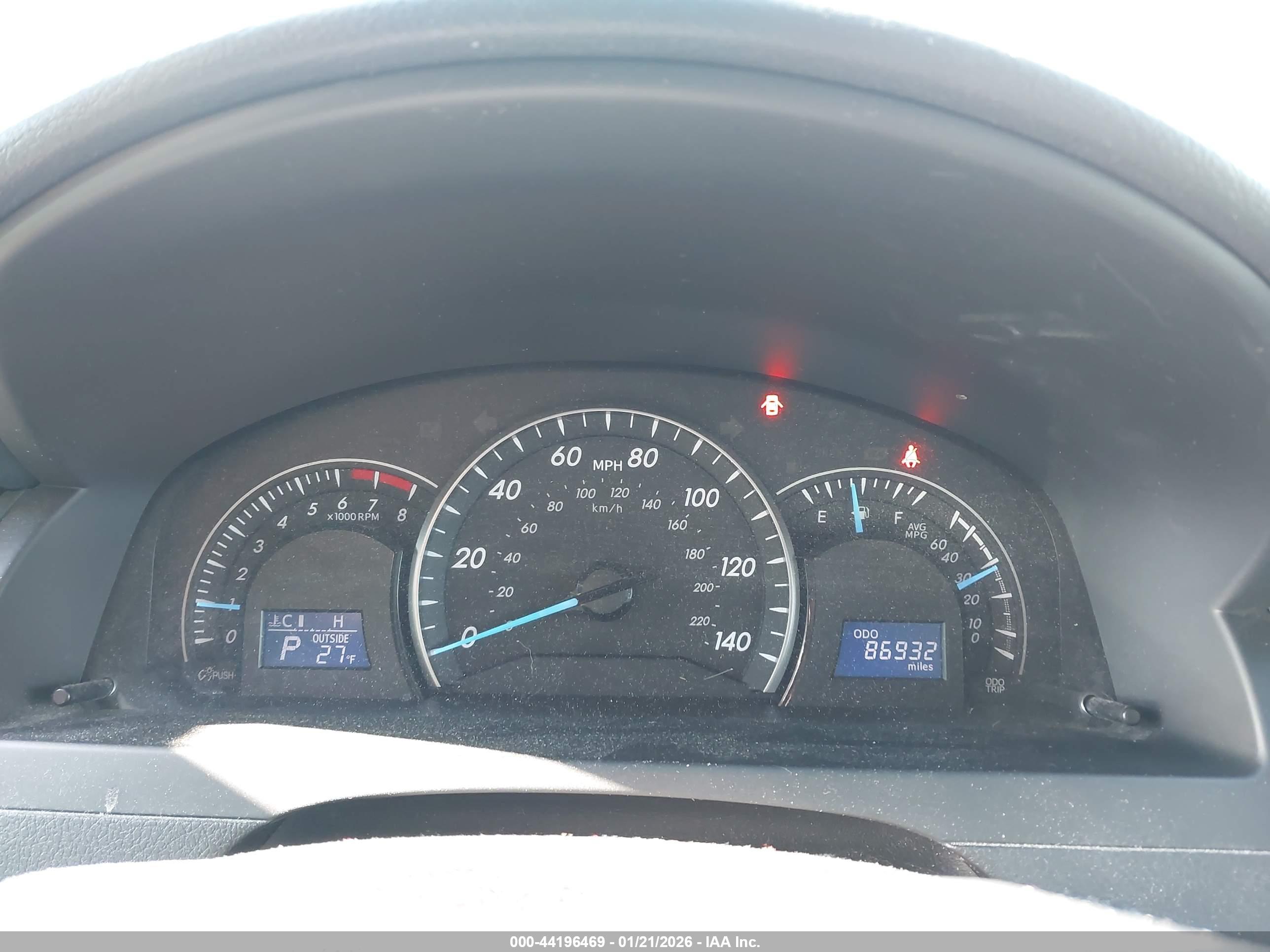 TOYOTA CAMRY image 7
