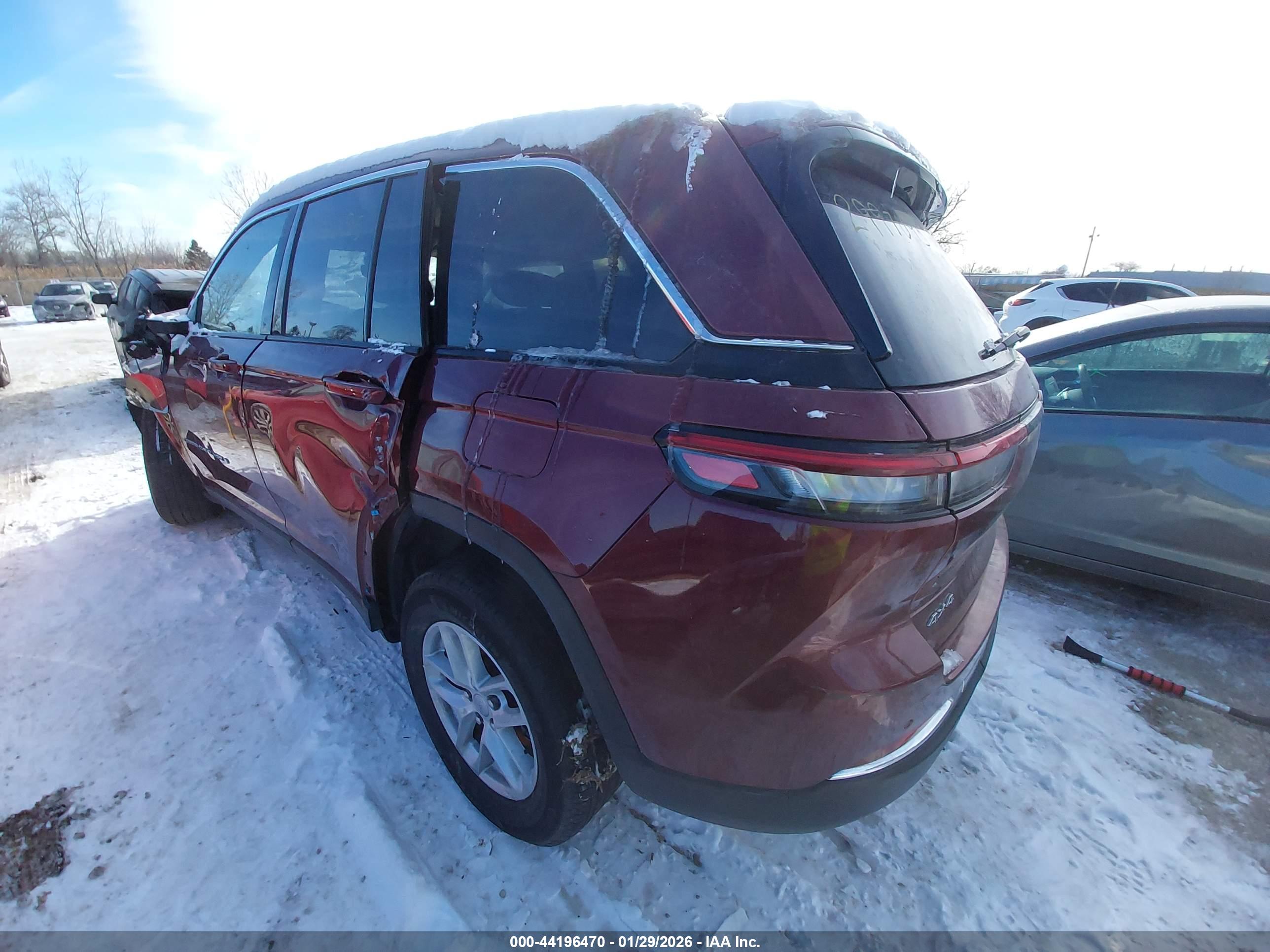 JEEP GRAND image 3