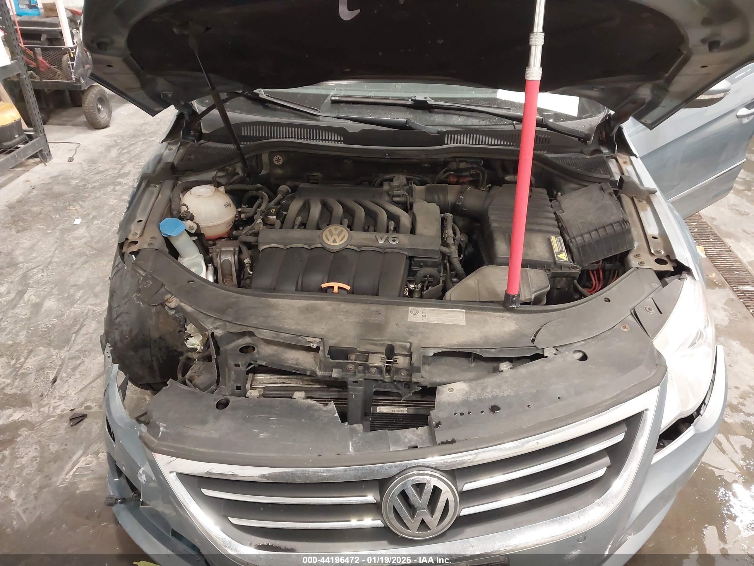VOLKSWAGEN CC image 10