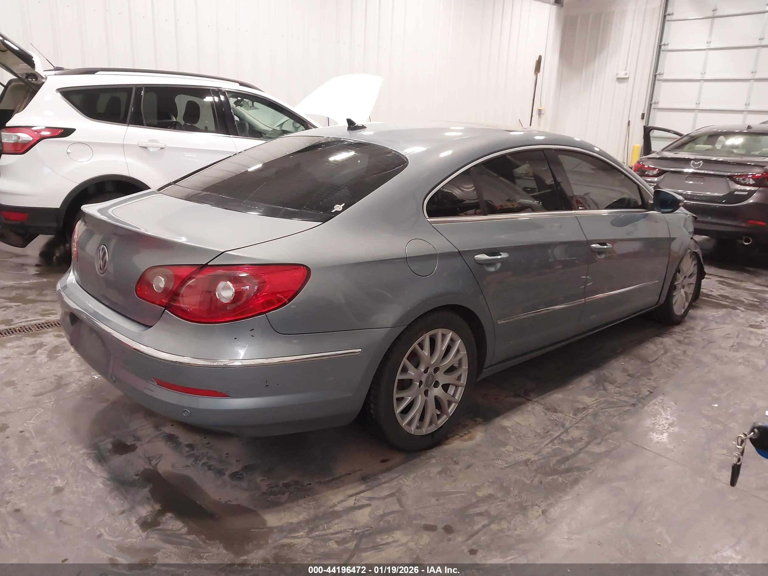VOLKSWAGEN CC image 4