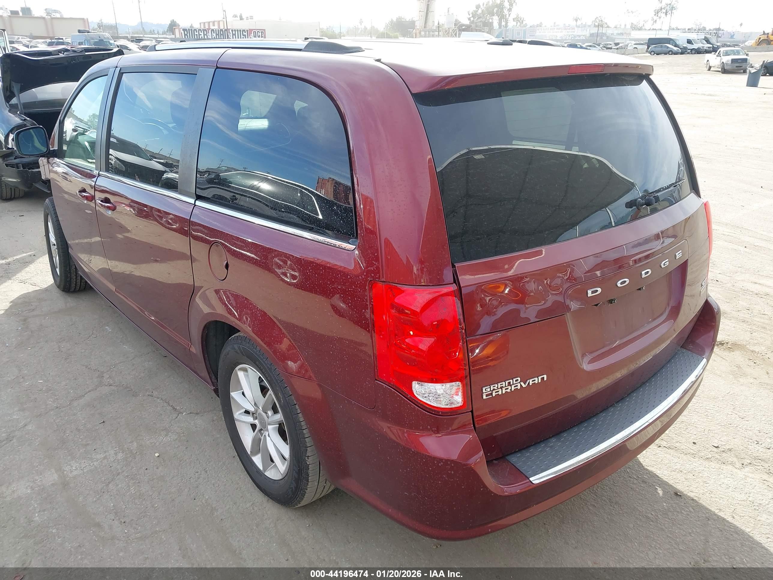 DODGE GRAND image 3