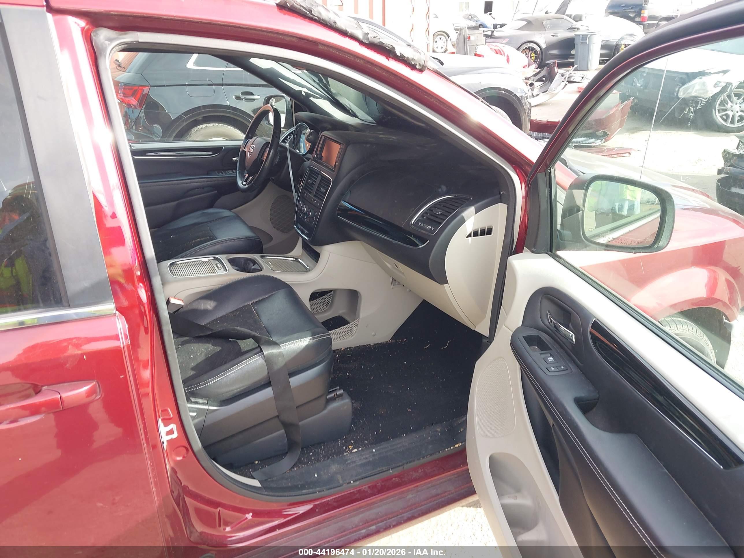 DODGE GRAND image 5
