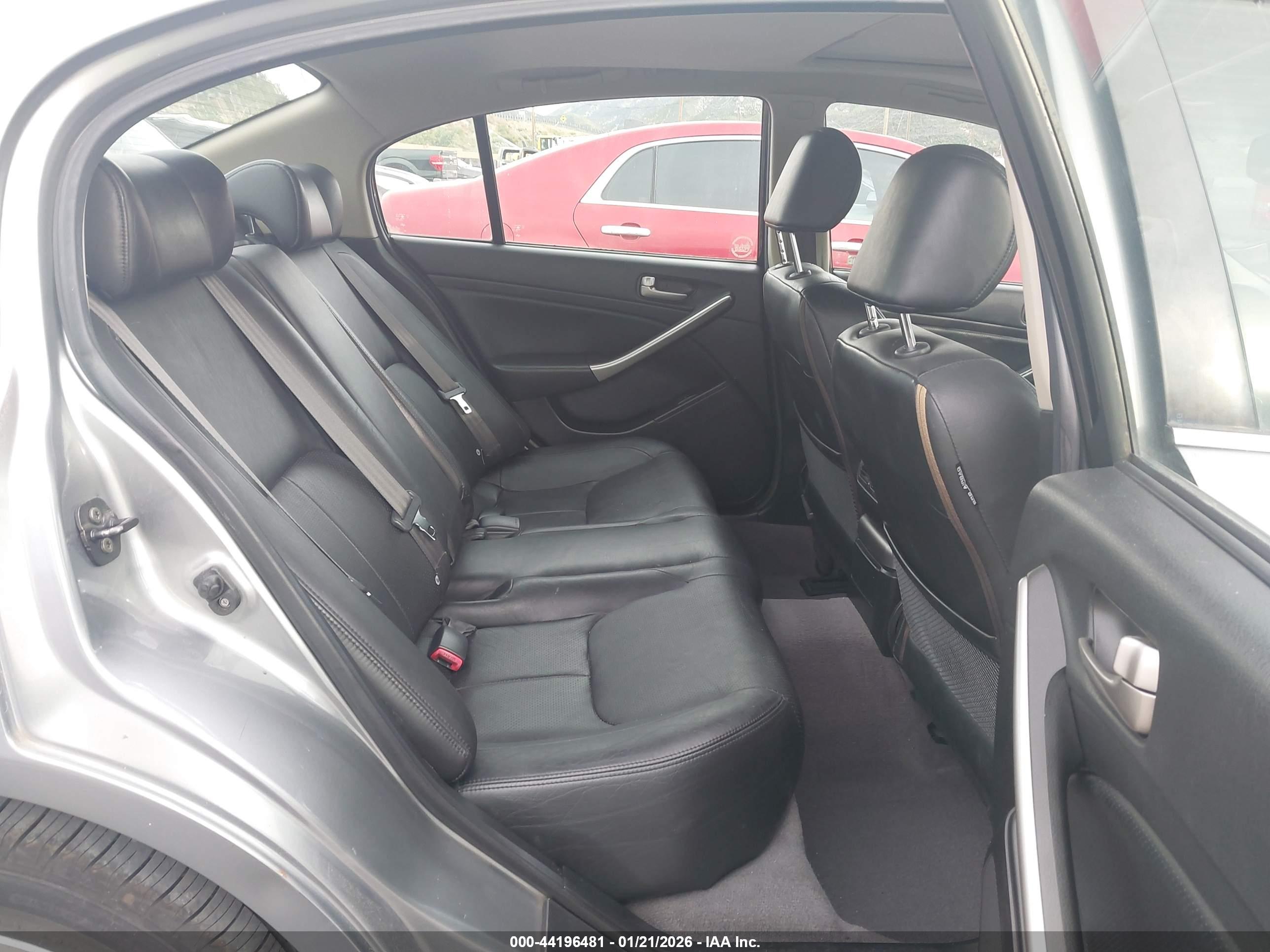 INFINITI G35 image 8