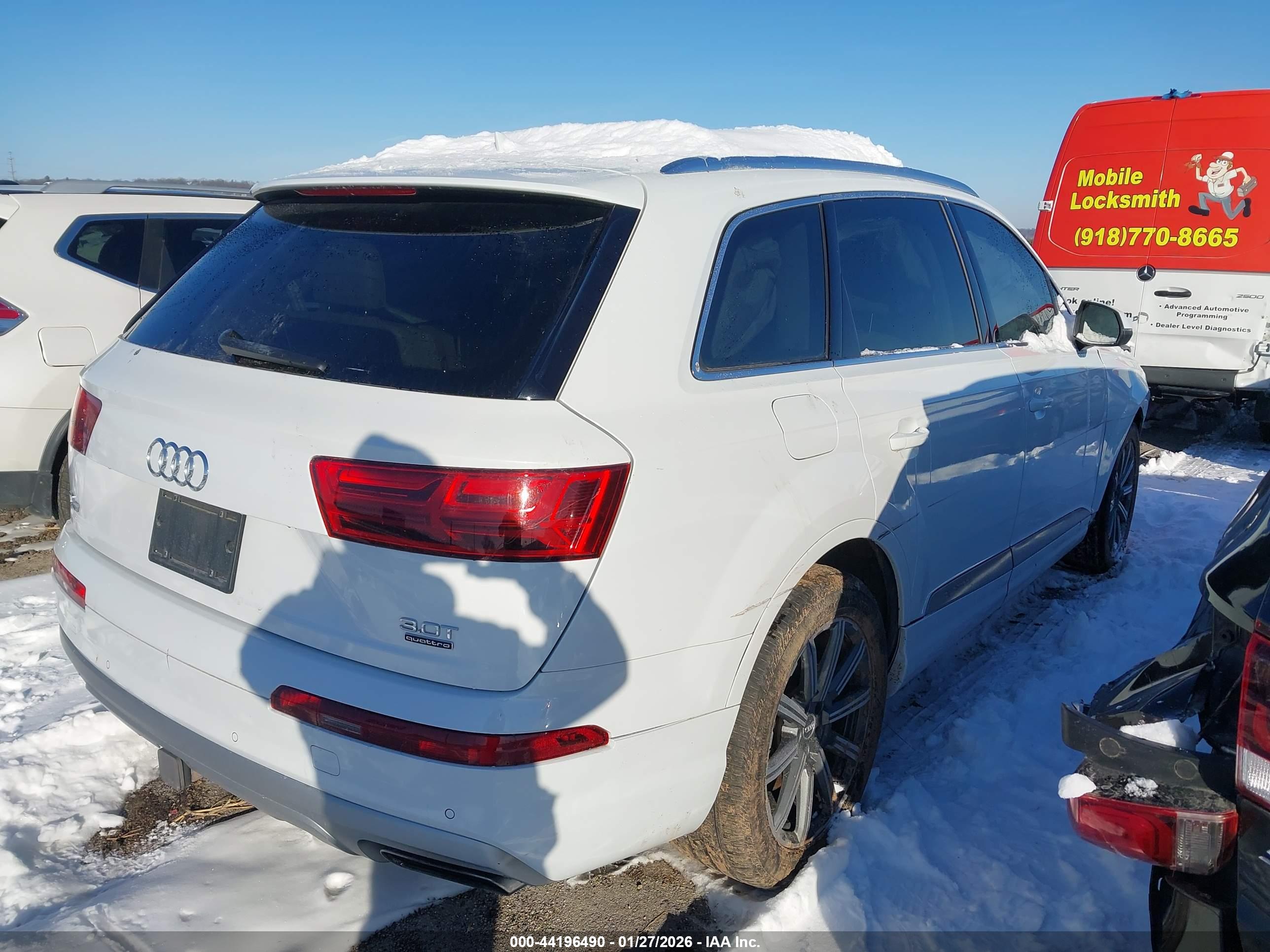 AUDI Q7 image 4