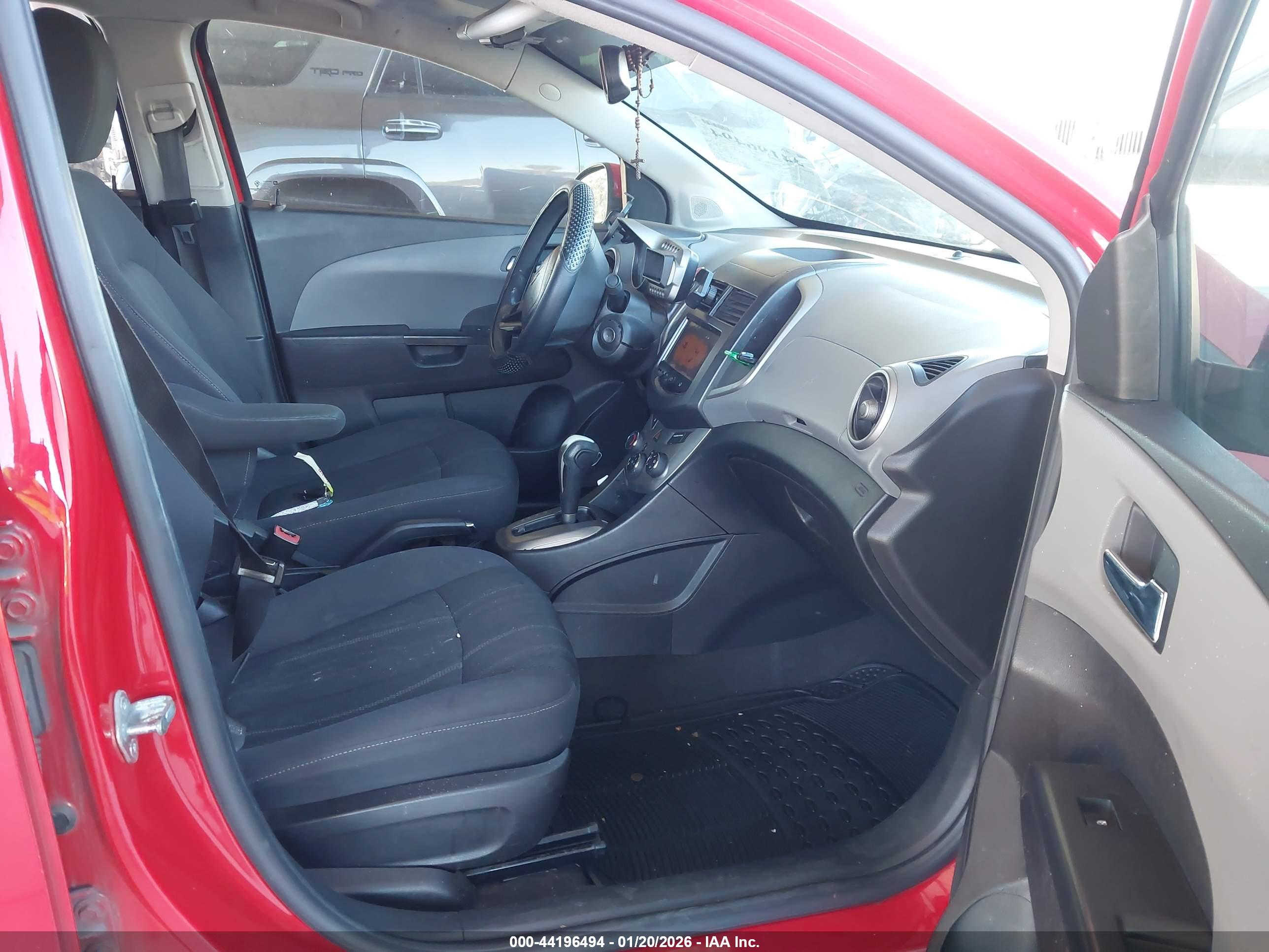 CHEVROLET SONIC image 5