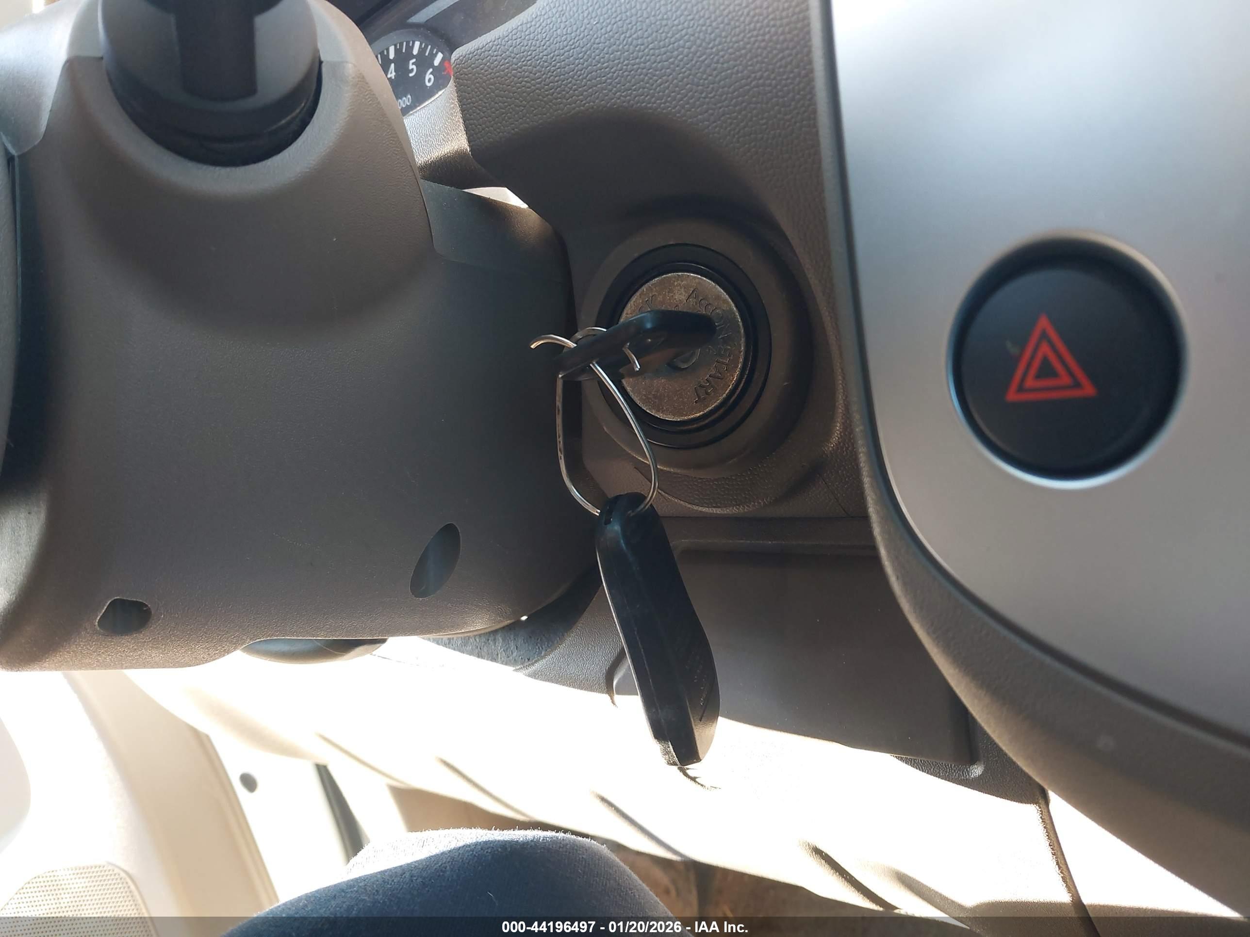 NISSAN FRONTIER image 11