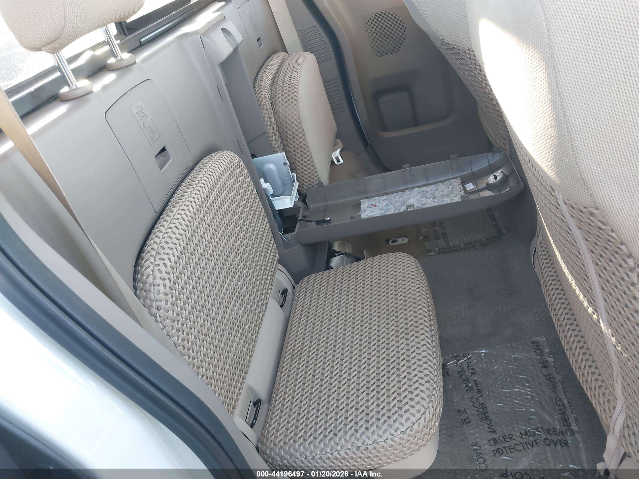 NISSAN FRONTIER image 8