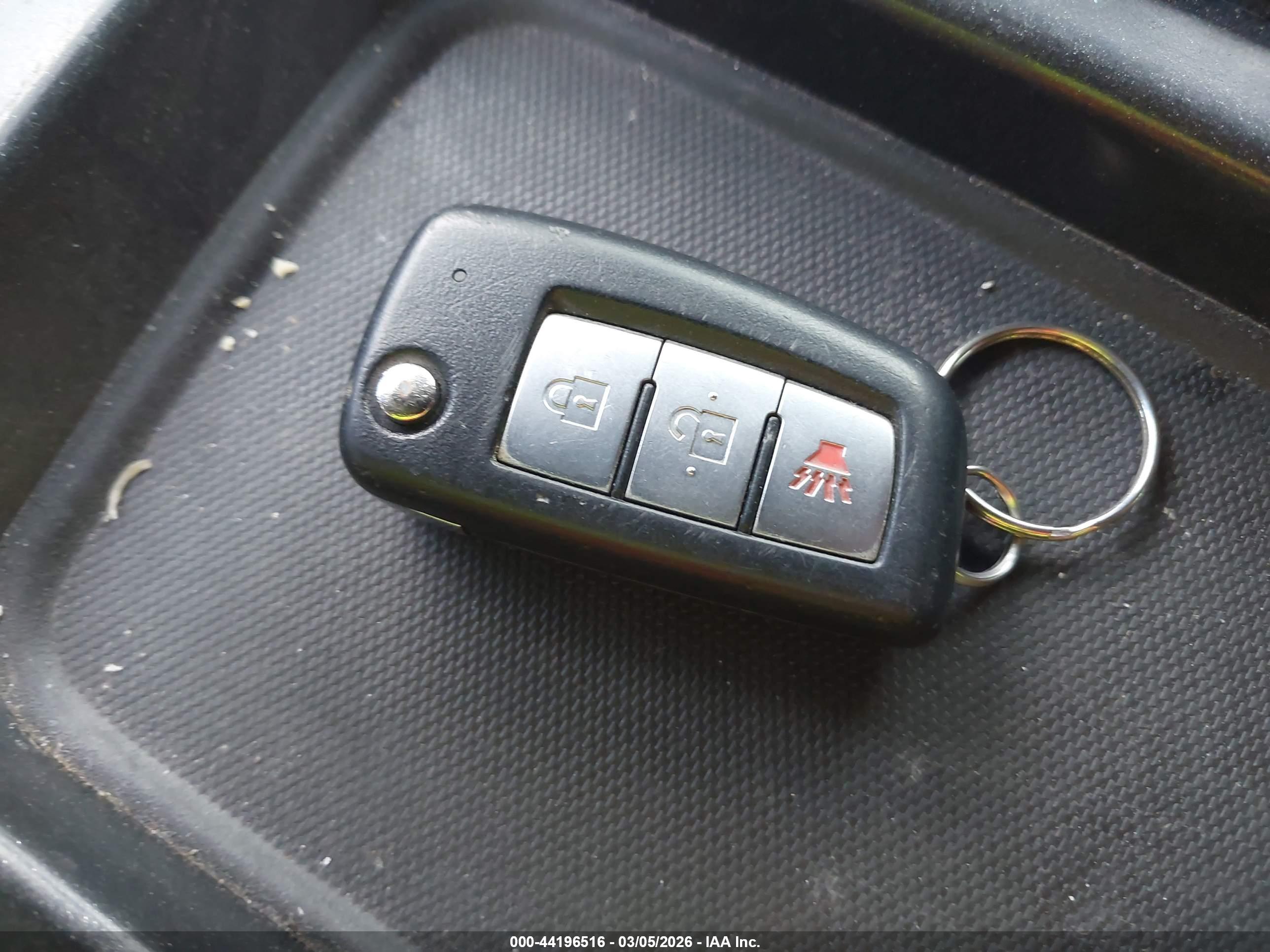 NISSAN ROGUE image 11
