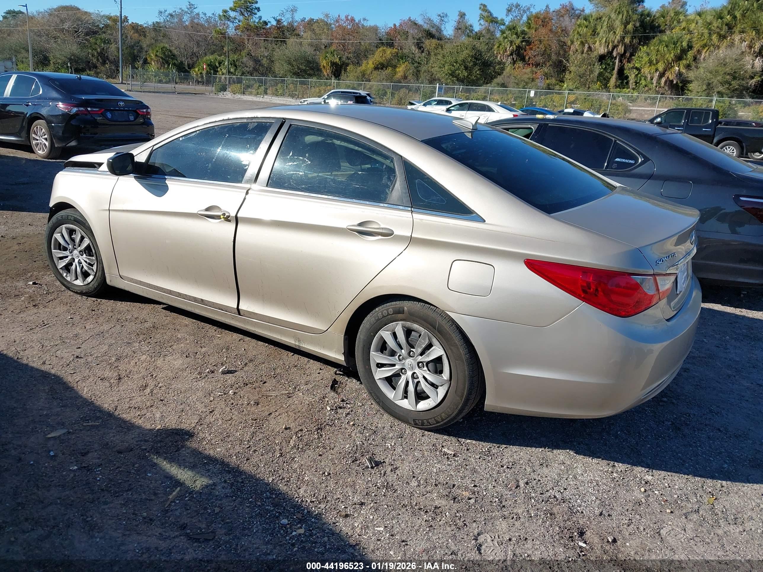 HYUNDAI SONATA image 3