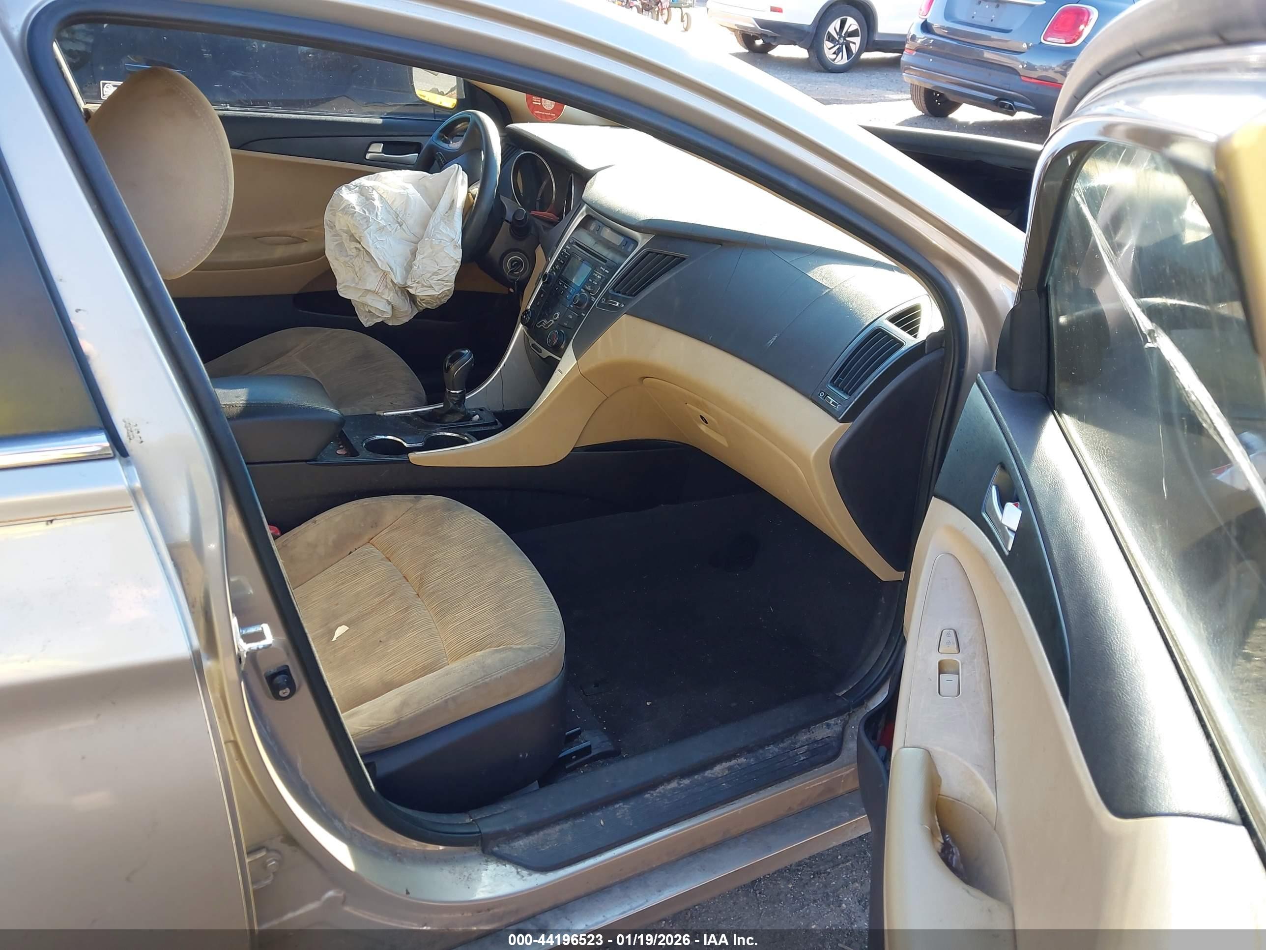 HYUNDAI SONATA image 5