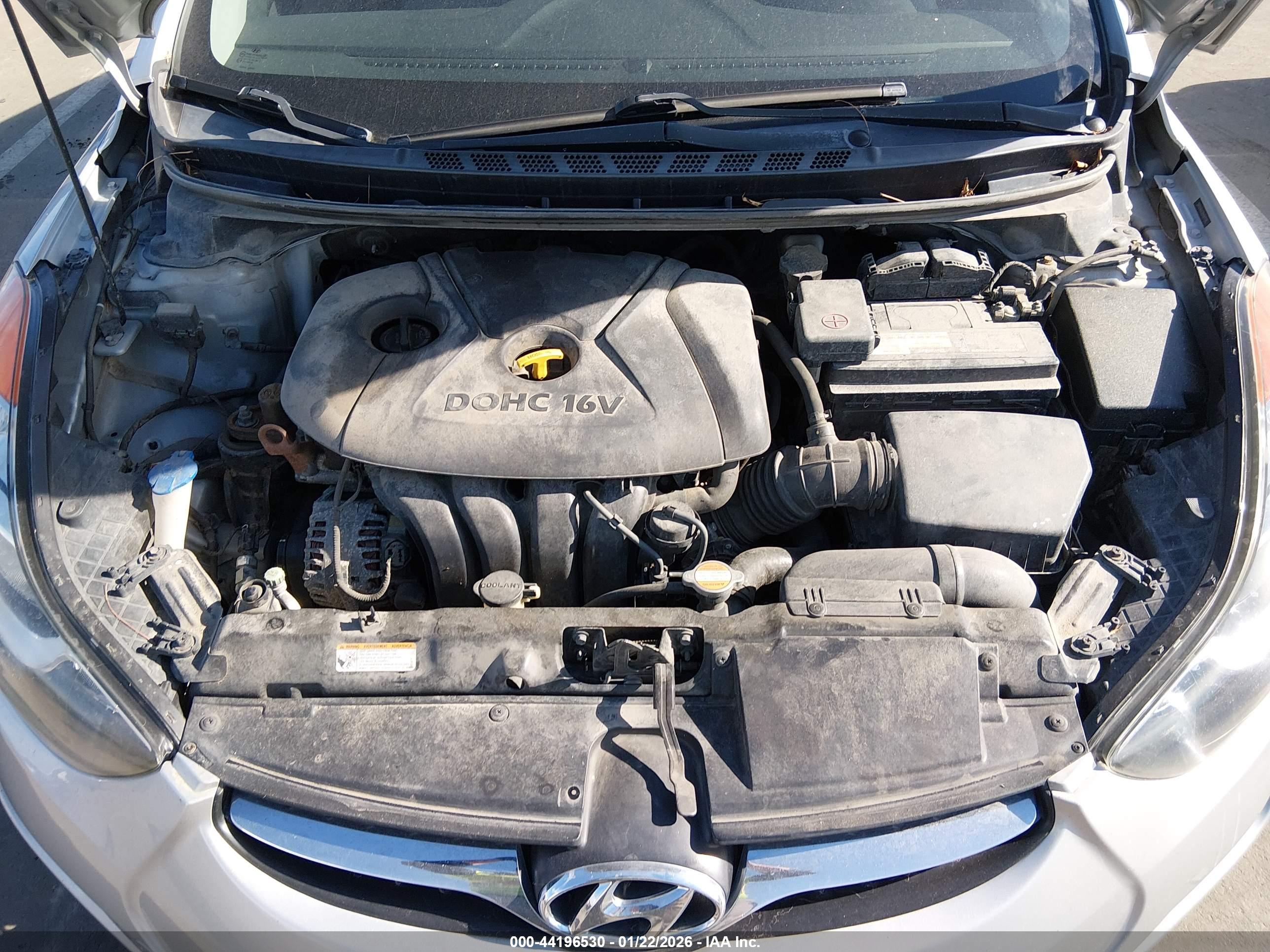 HYUNDAI ELANTRA image 10