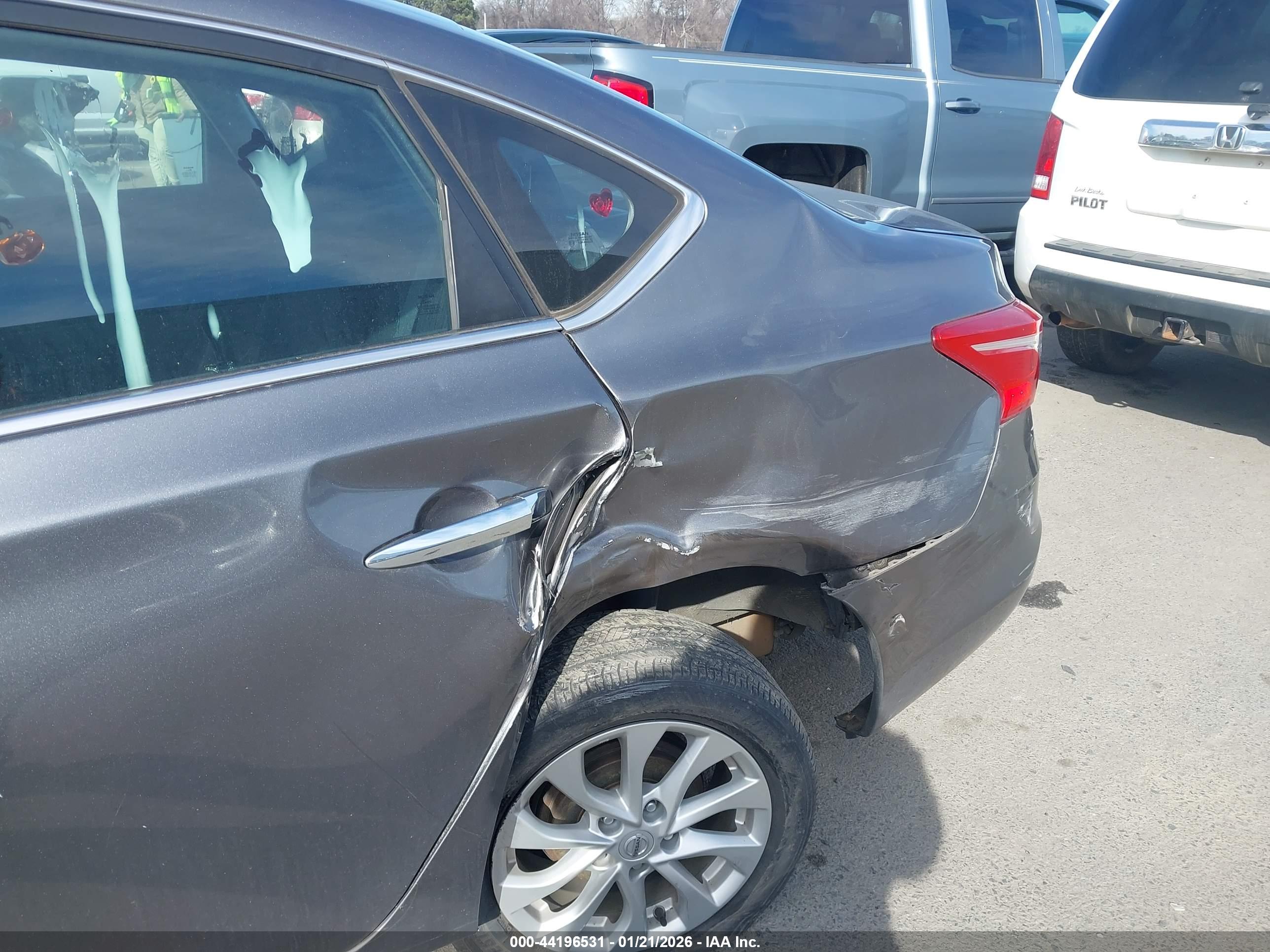NISSAN SENTRA image 6