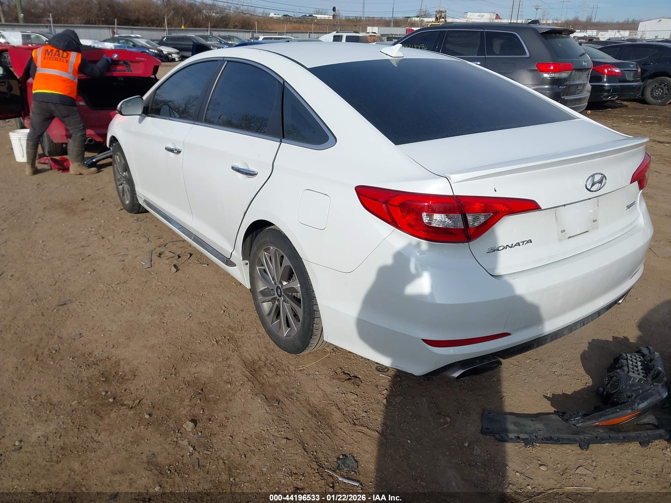 HYUNDAI SONATA image 3