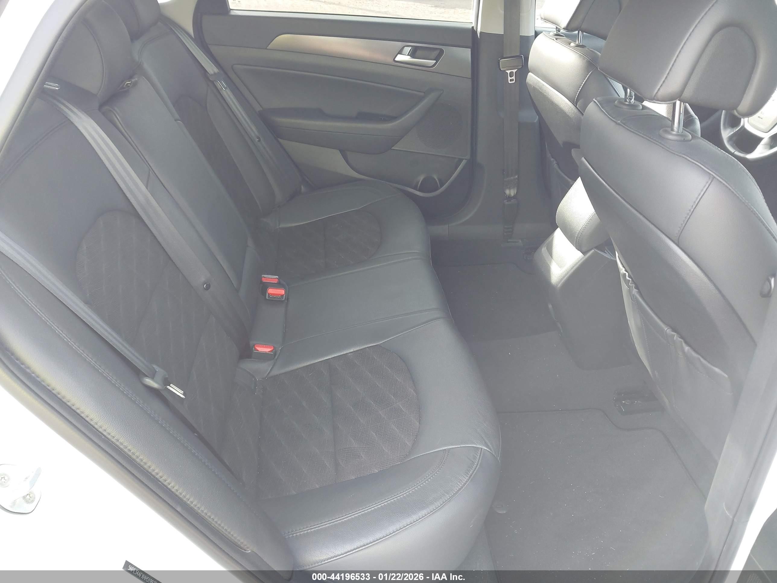 HYUNDAI SONATA image 8