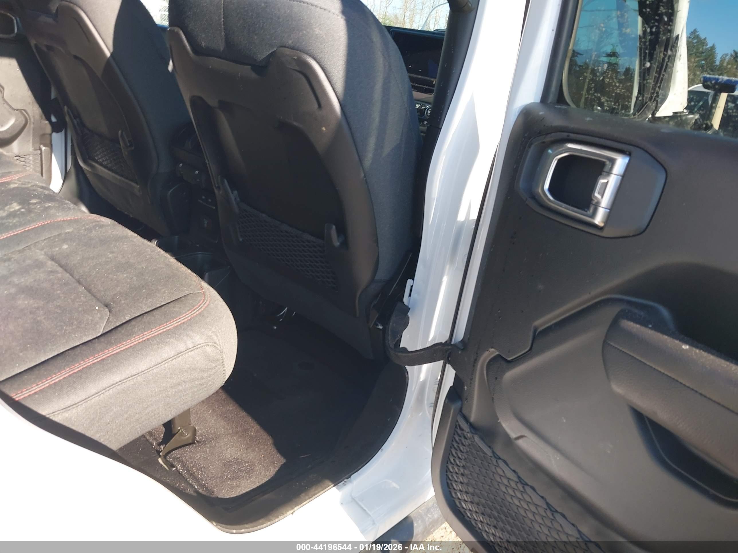 JEEP WRANGLER image 8
