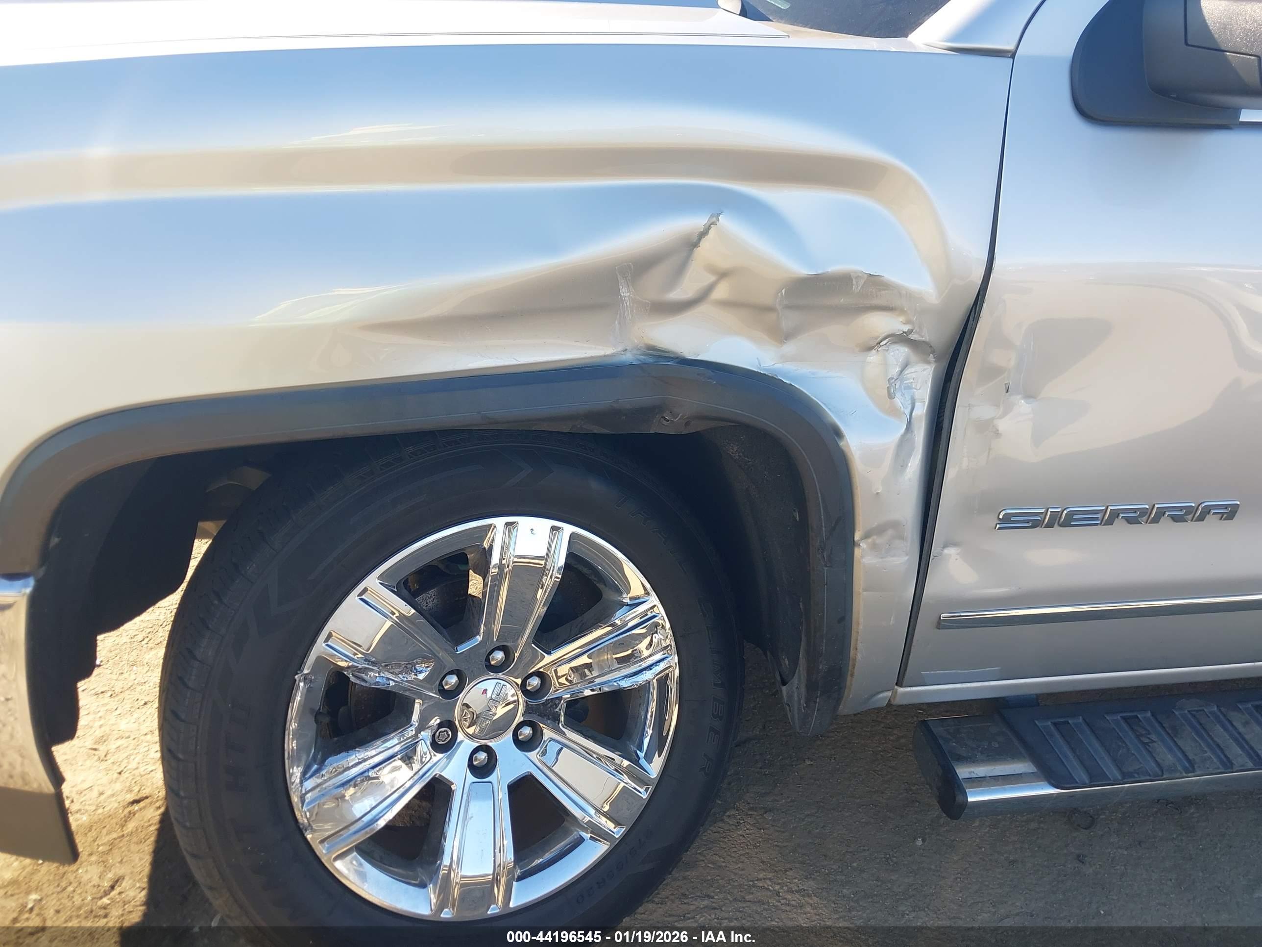 GMC SIERRA image 6