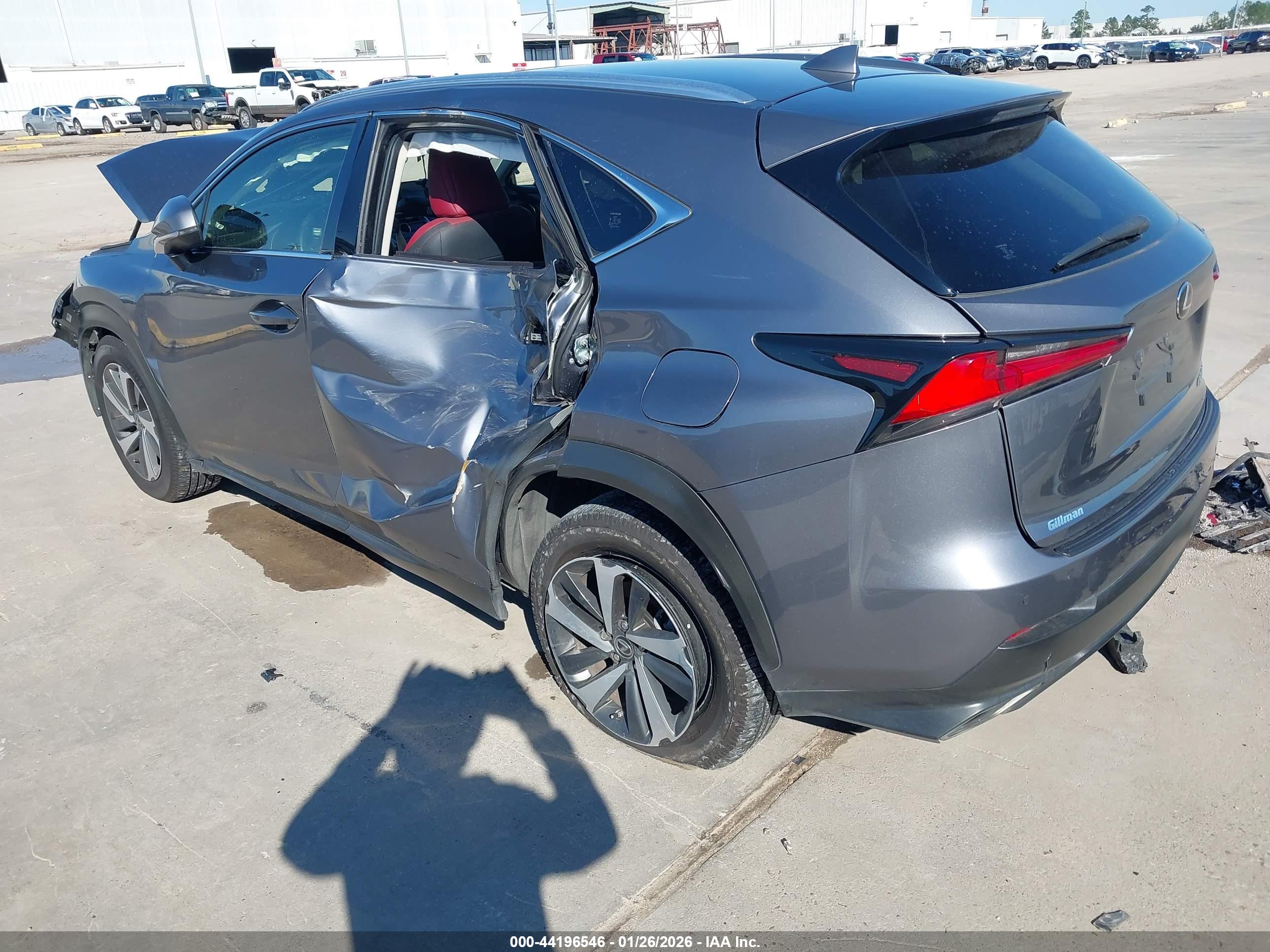 LEXUS NX image 3